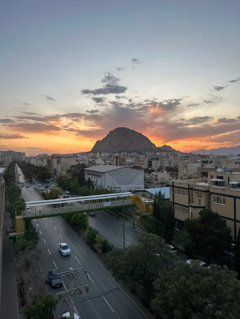 امیریه/دکتر حسابی۱۷۶متر تکواحد ۳بر نور ۳خ ویو عالی|فروش آپارتمان|اصفهان, کوی امیریه|دیوار