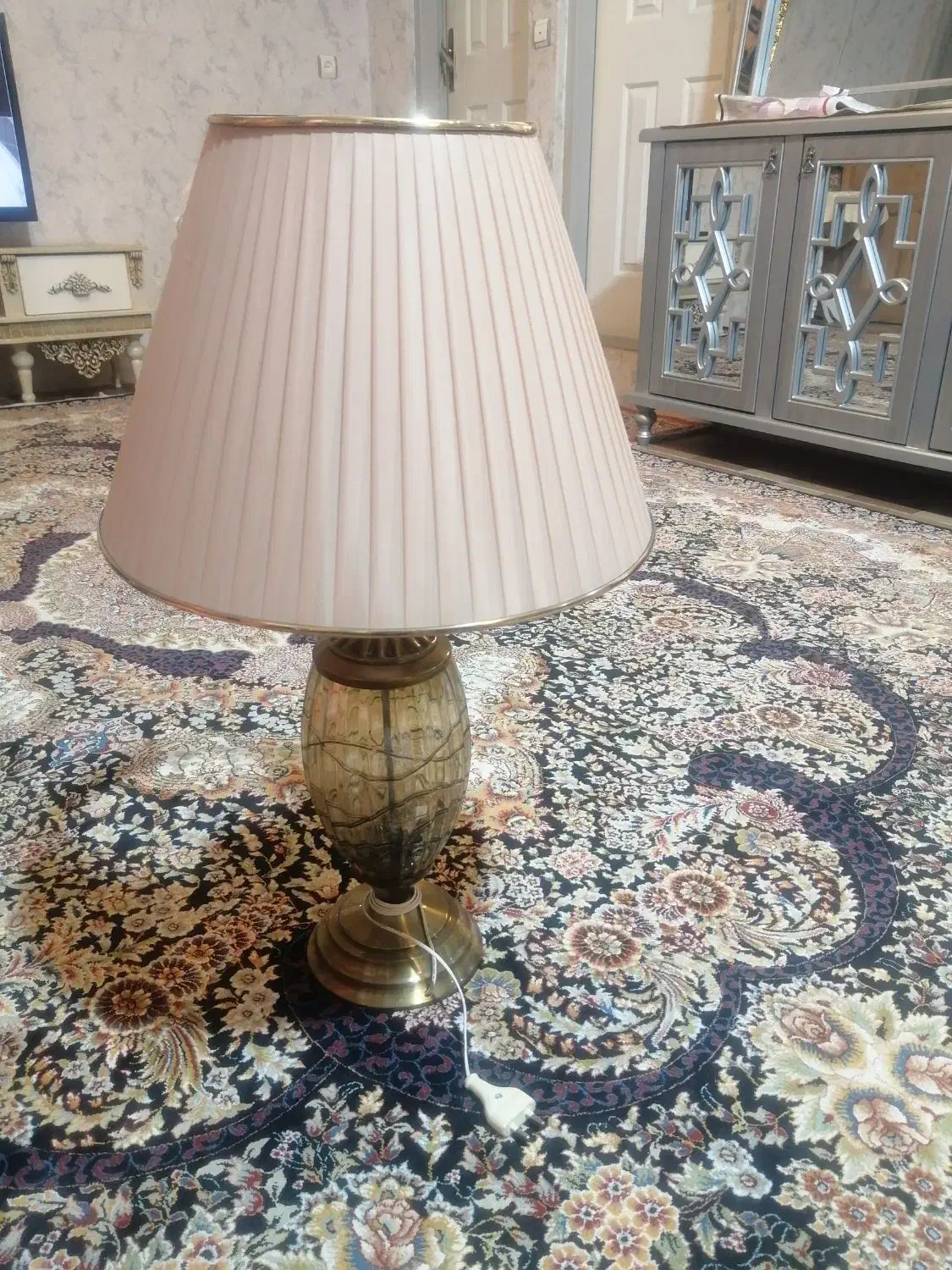 آباژور کاملا نو|چراغ خواب و آباژور|اسلام‌شهر, شهرک امام حسین (میان آباد)|دیوار