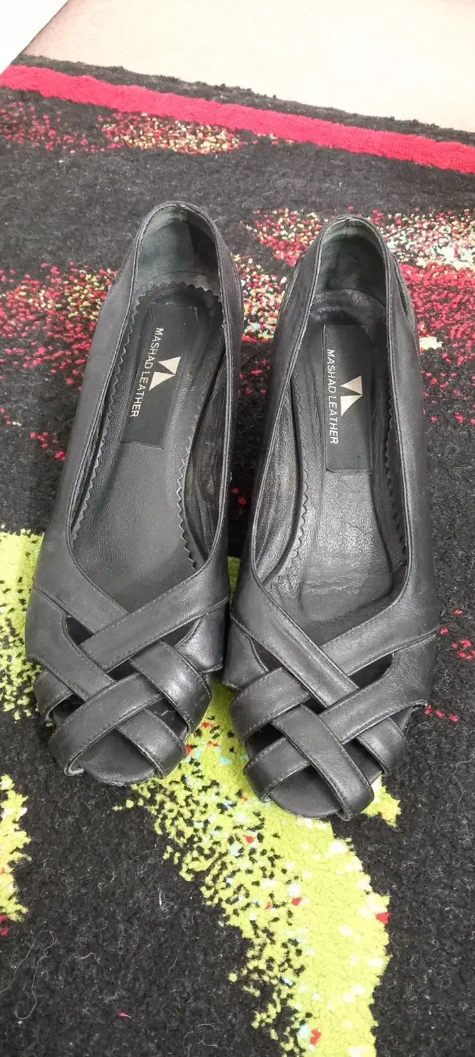 تعدادی کیف درحد نو|کیف، کفش، کمربند|شیروان (خراسان), |دیوار