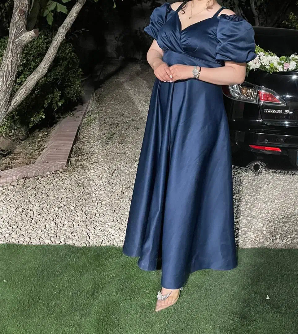 اجاره لباس مجلسی و عروس|لباس|شیراز, زند|دیوار