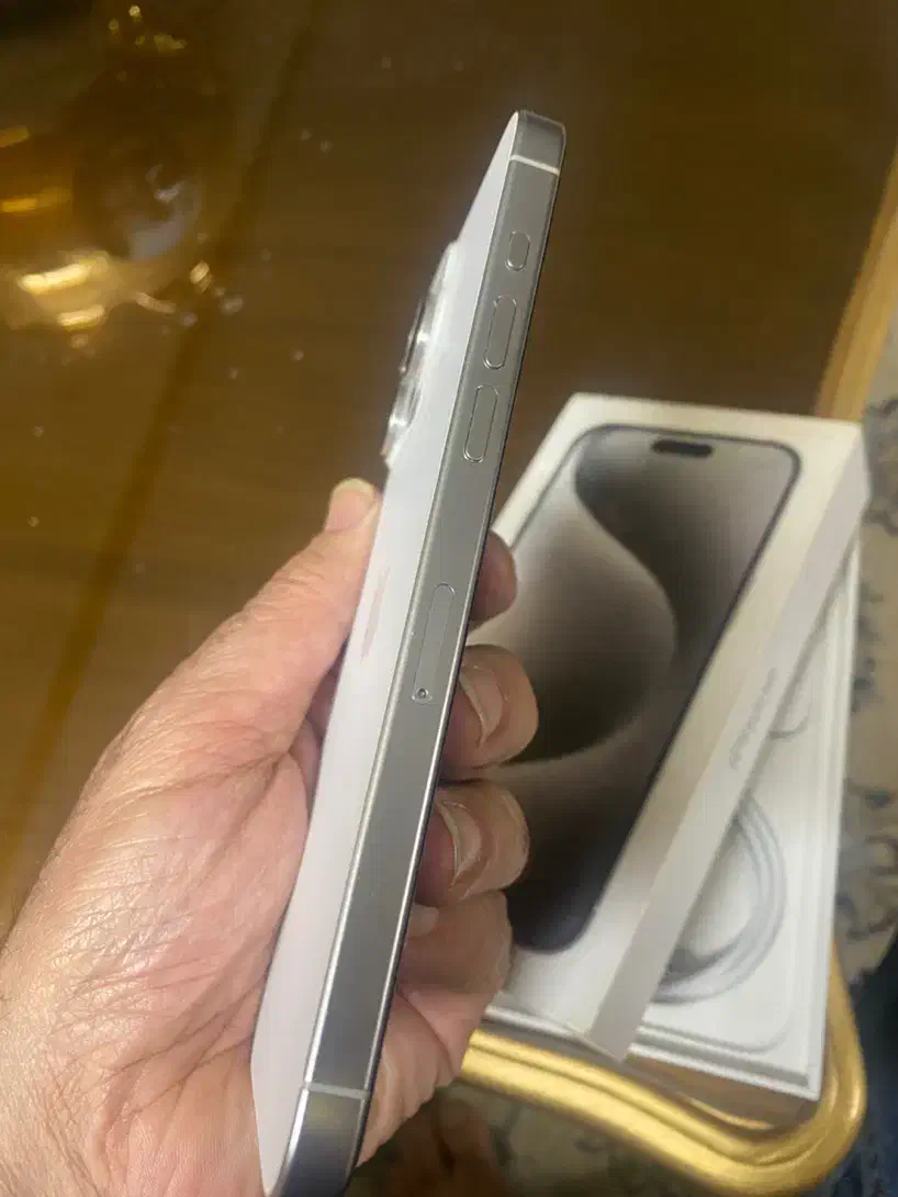 گوشی ایفون 15pro maxحافظه256zaaلاکاغذی|موبایل|اصفهان, باغ نگاره|دیوار