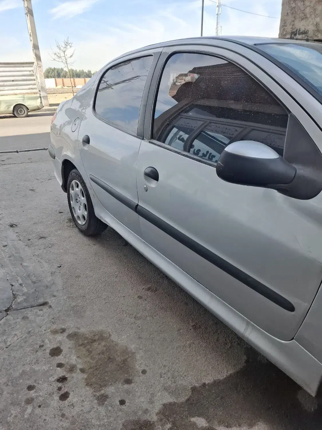 206 sd V1|خودرو سواری و وانت|قرچک, قشلاق جیتو|دیوار