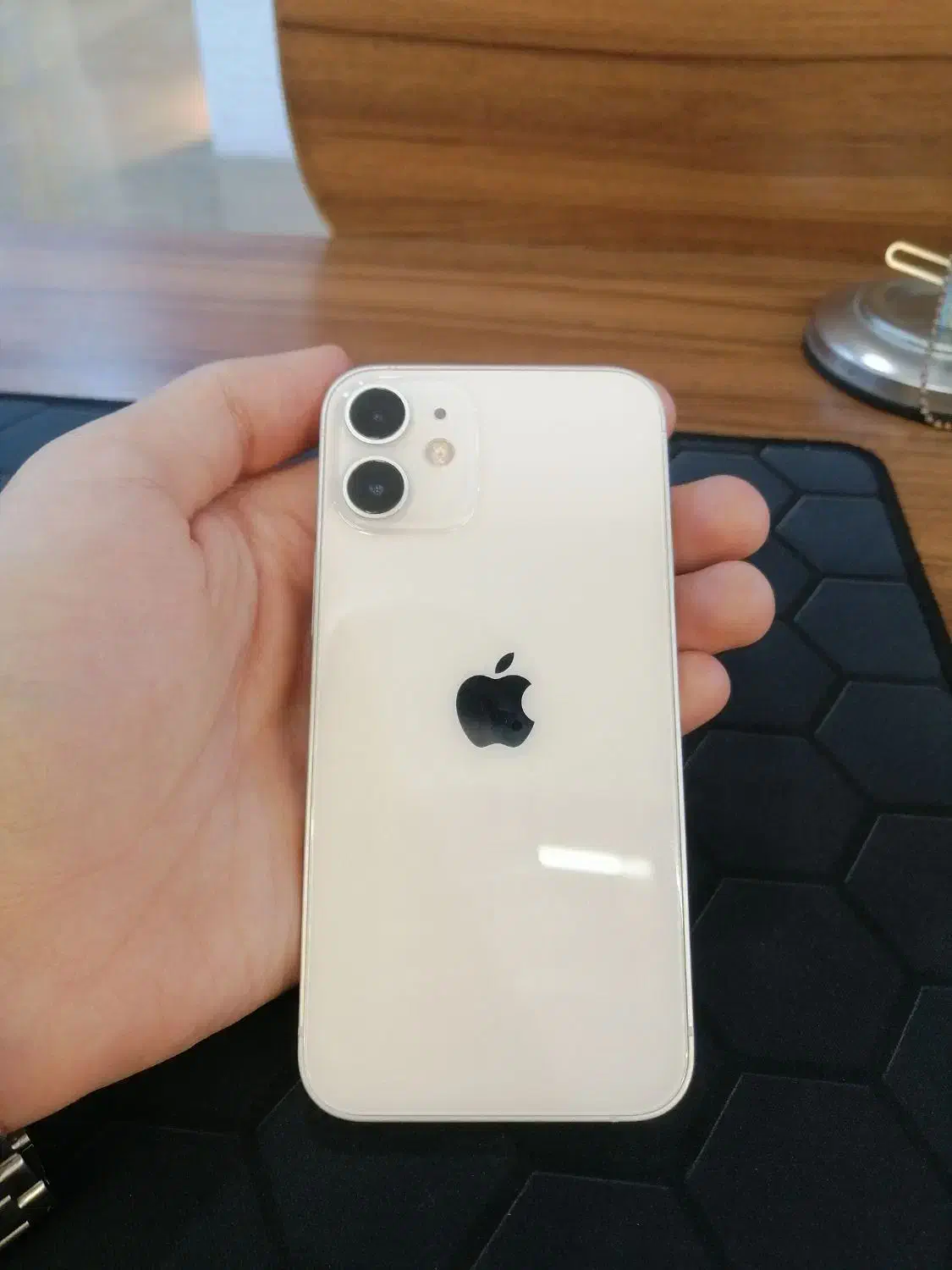 12mini|موبایل|شیراز, فرهنگ شهر|دیوار