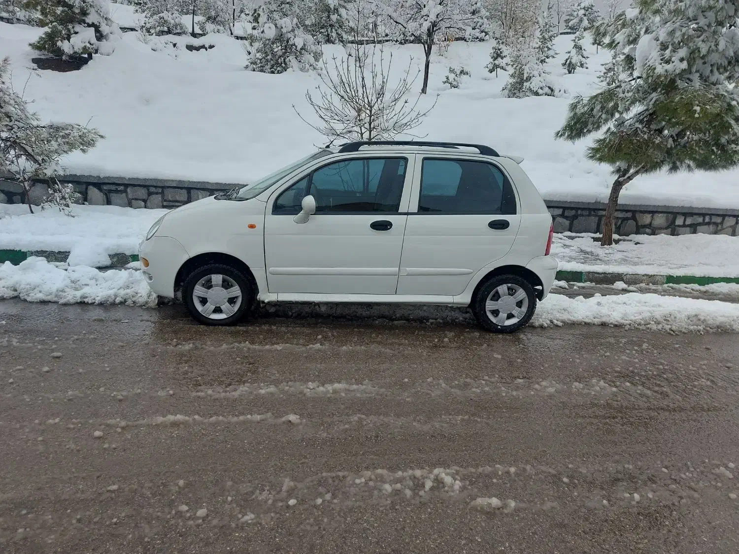 ام وی ام ۱۱۰ بسیار تمیز مدل ۹۳|خودرو سواری و وانت|مشهد, نیروی هوایی|دیوار