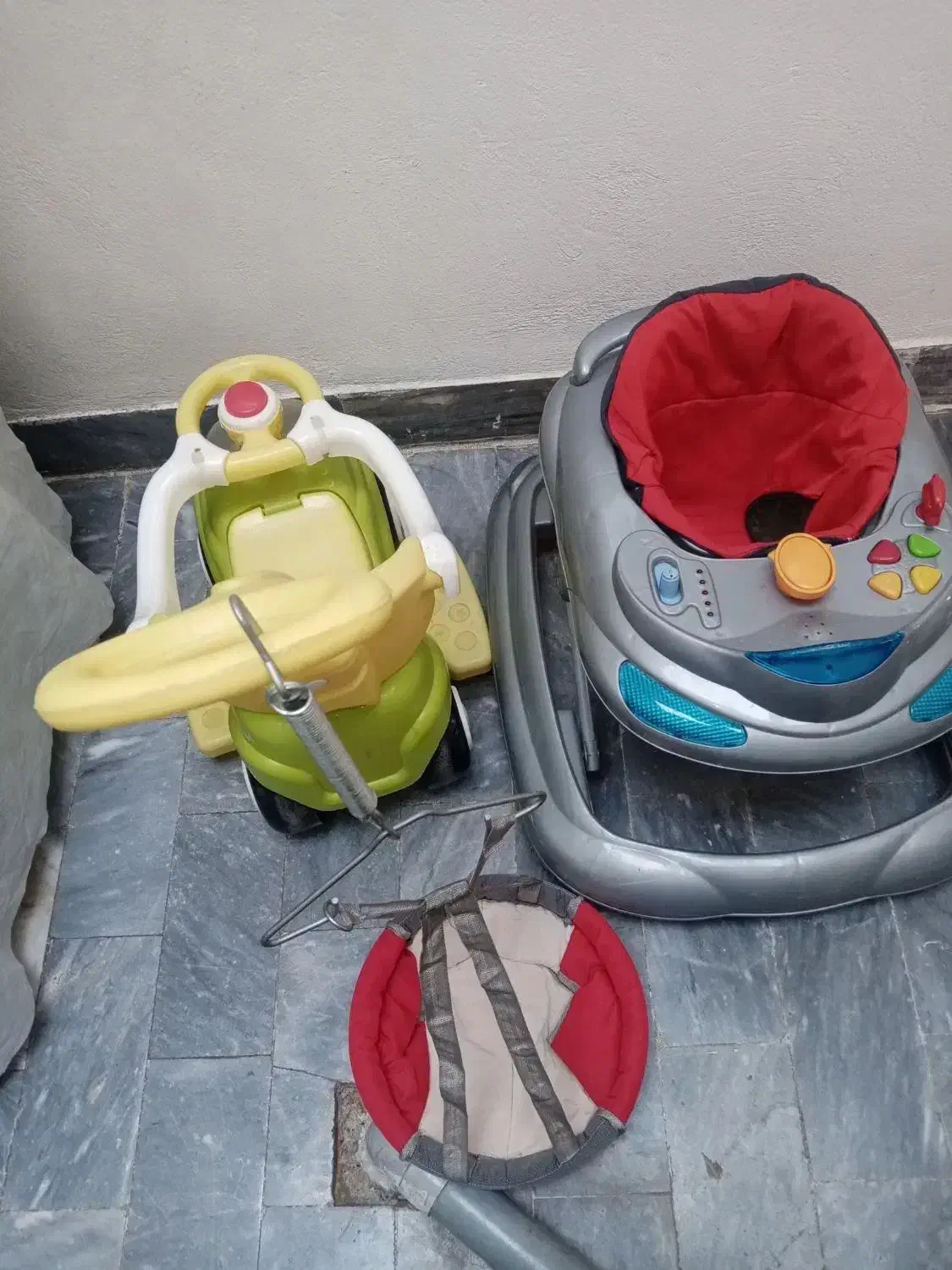 روروک، ماشین وتاب بچه|کالسکه و لوازم جانبی|مهاباد (آذربایجان غربی), |دیوار