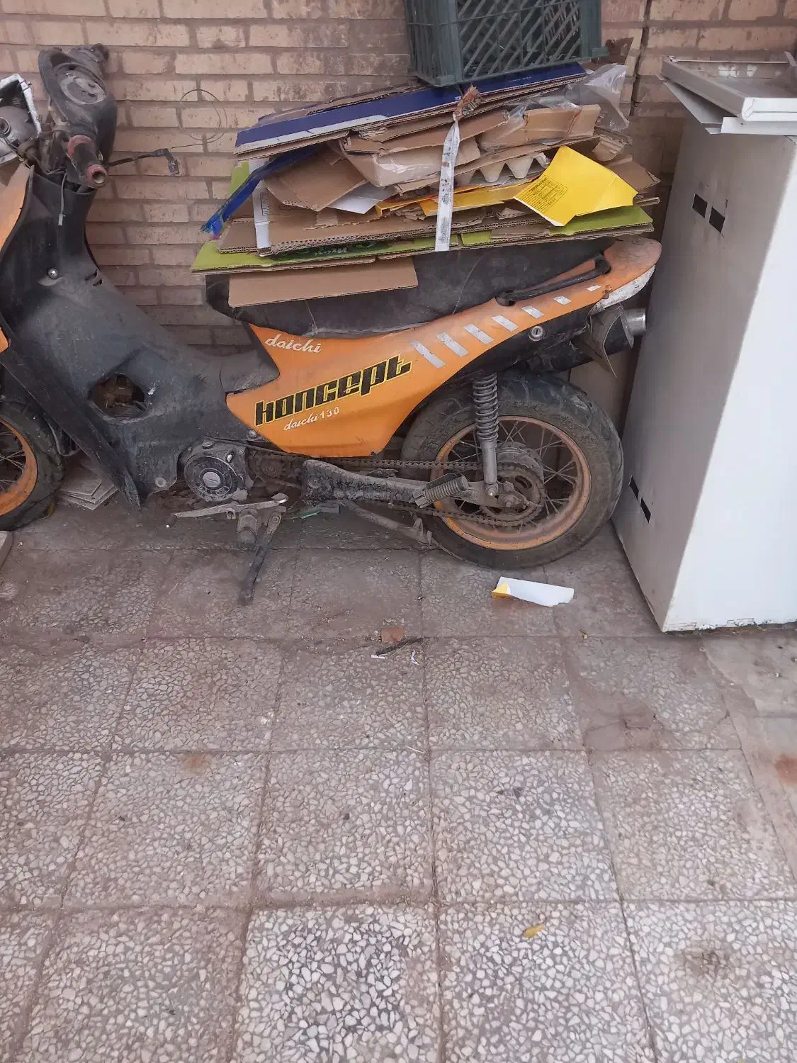 یک عدد موتو  دایچی  مدل ۹۳|موتورسیکلت|رفسنجان, |دیوار