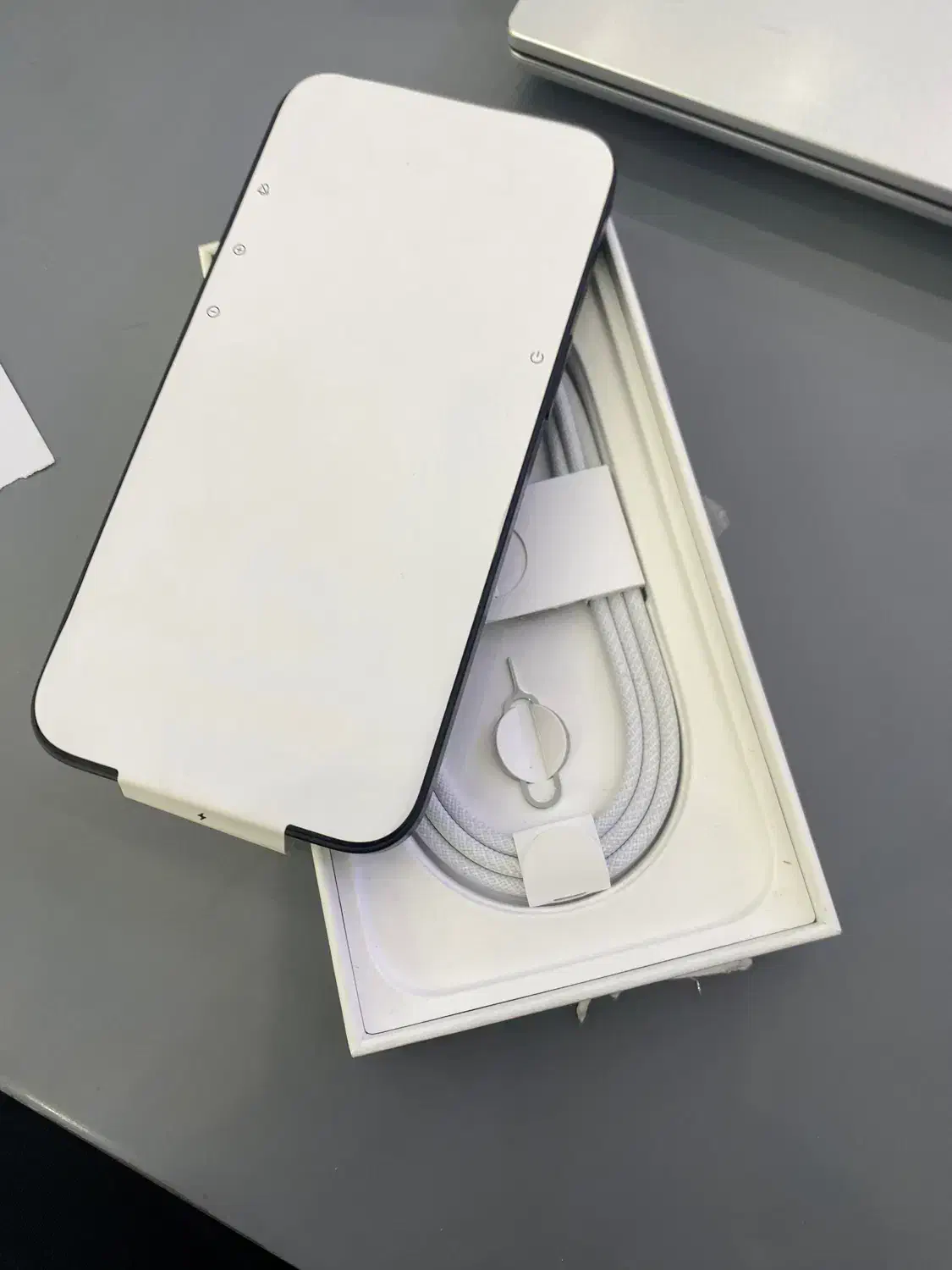 ایفون 16e|موبایل|تهران, هروی|دیوار