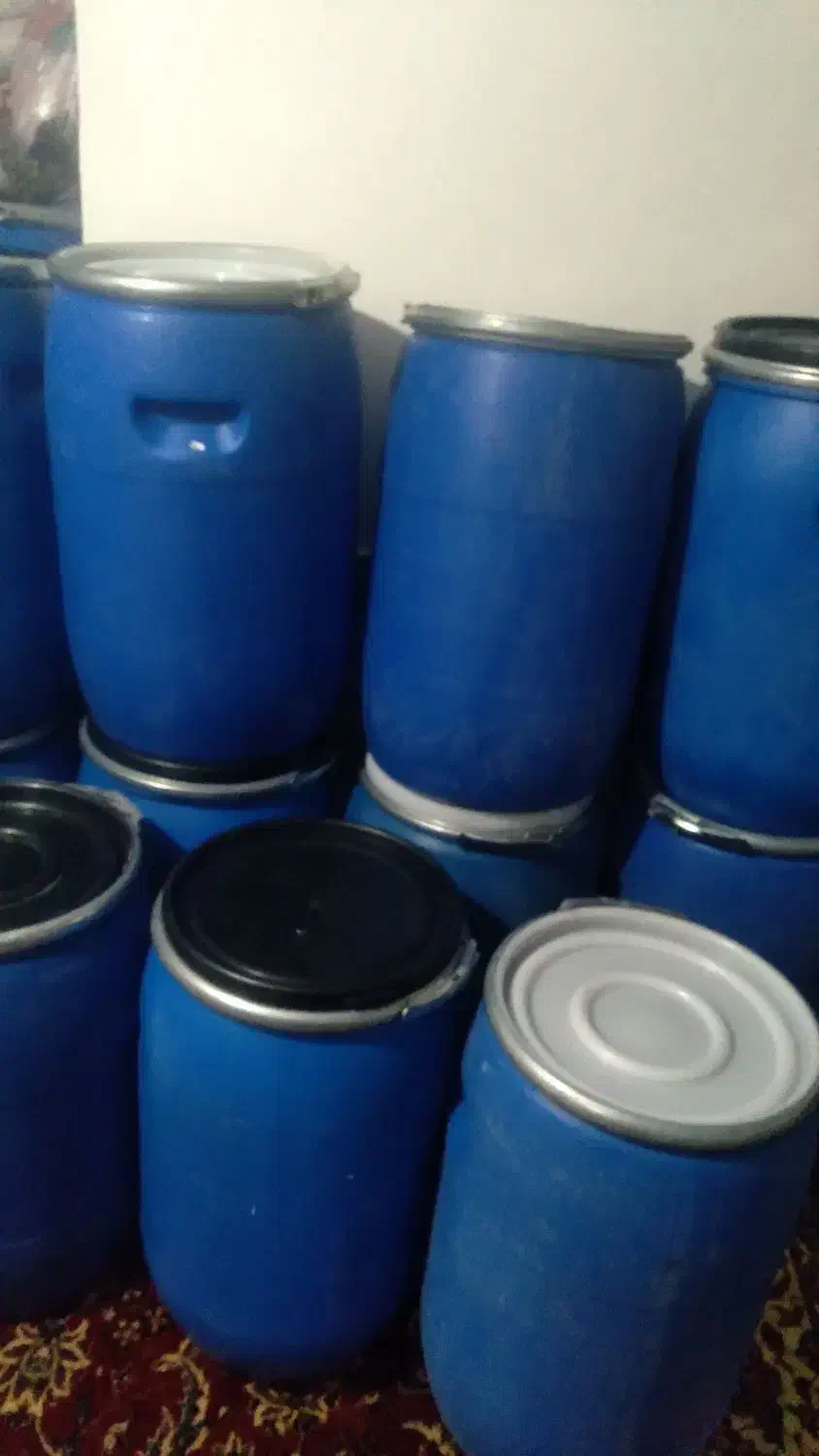 بشکه|ظروف نگهدارنده، پلاستیکی، یک‌بارمصرف|نهاوند, |دیوار