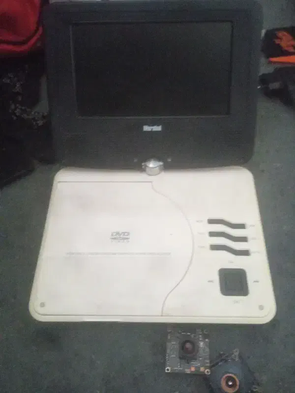 تبلت کودک ودی وی دی لب تاپی|تبلت|یزد, |دیوار