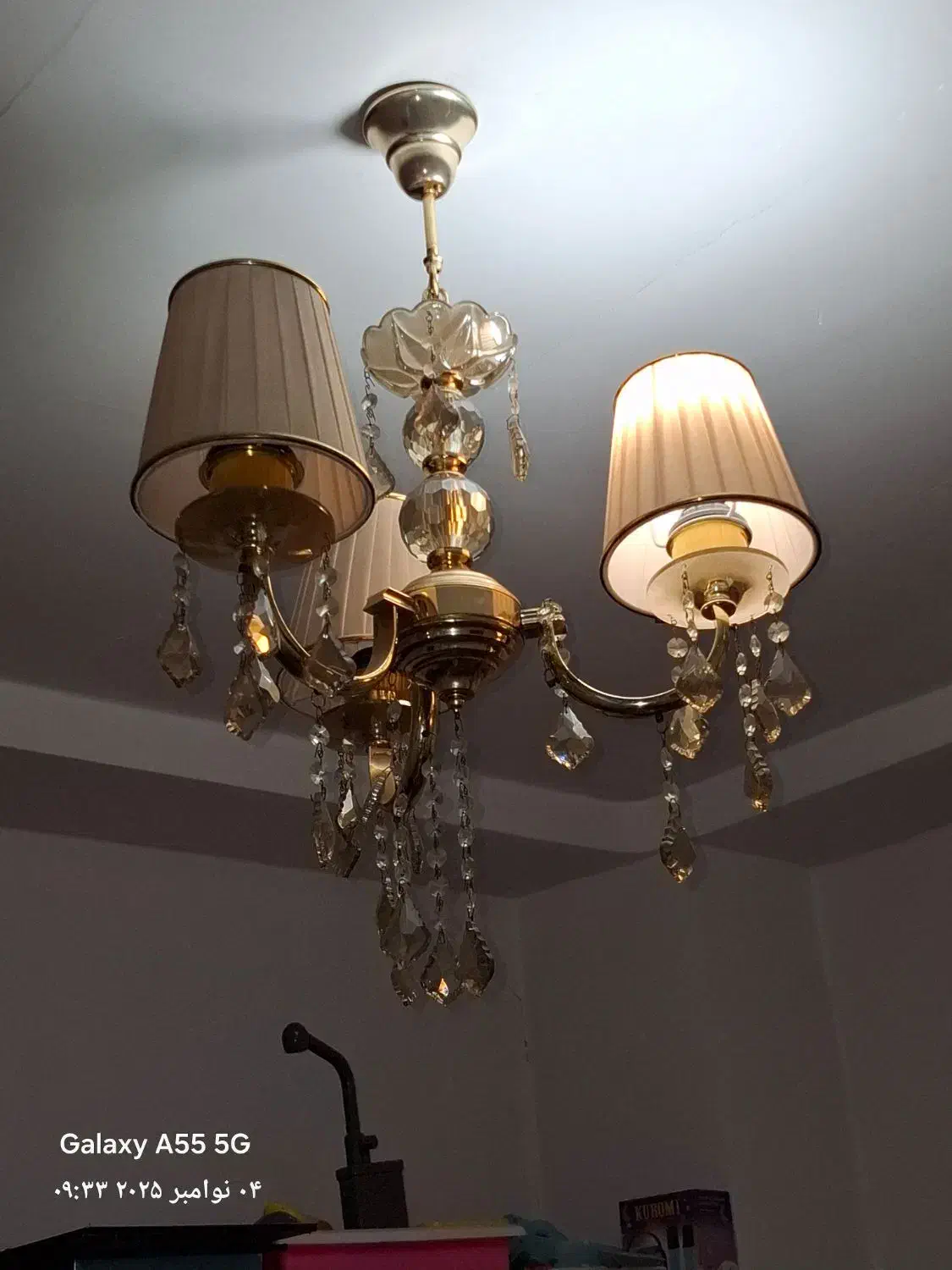 دو جفت لوستر برنجی 3لاله ای سالم سالم شیک|لوستر و چراغ آویز|تهران, یافت آباد جنوبی|دیوار