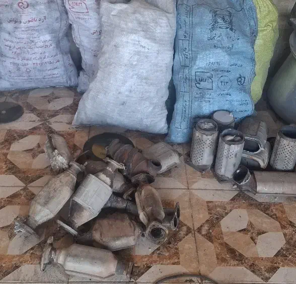 خاک کاتالیزور ماشینی سواری دیزلی و ....|قطعات یدکی و لوازم جانبی|بندر ماهشهر, |دیوار