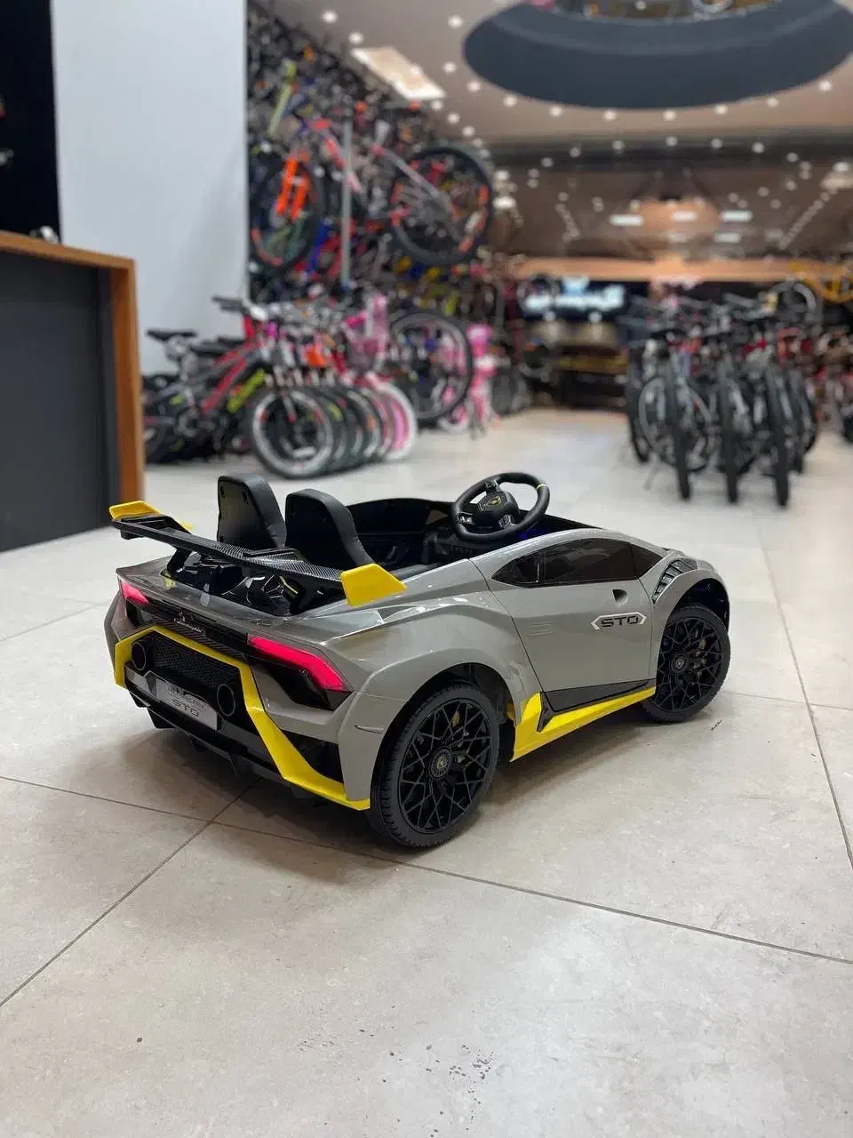 ماشین شارژی سواری لامبورگینی کد C610997|اسباببازی|رشت, دیلمان|دیوار