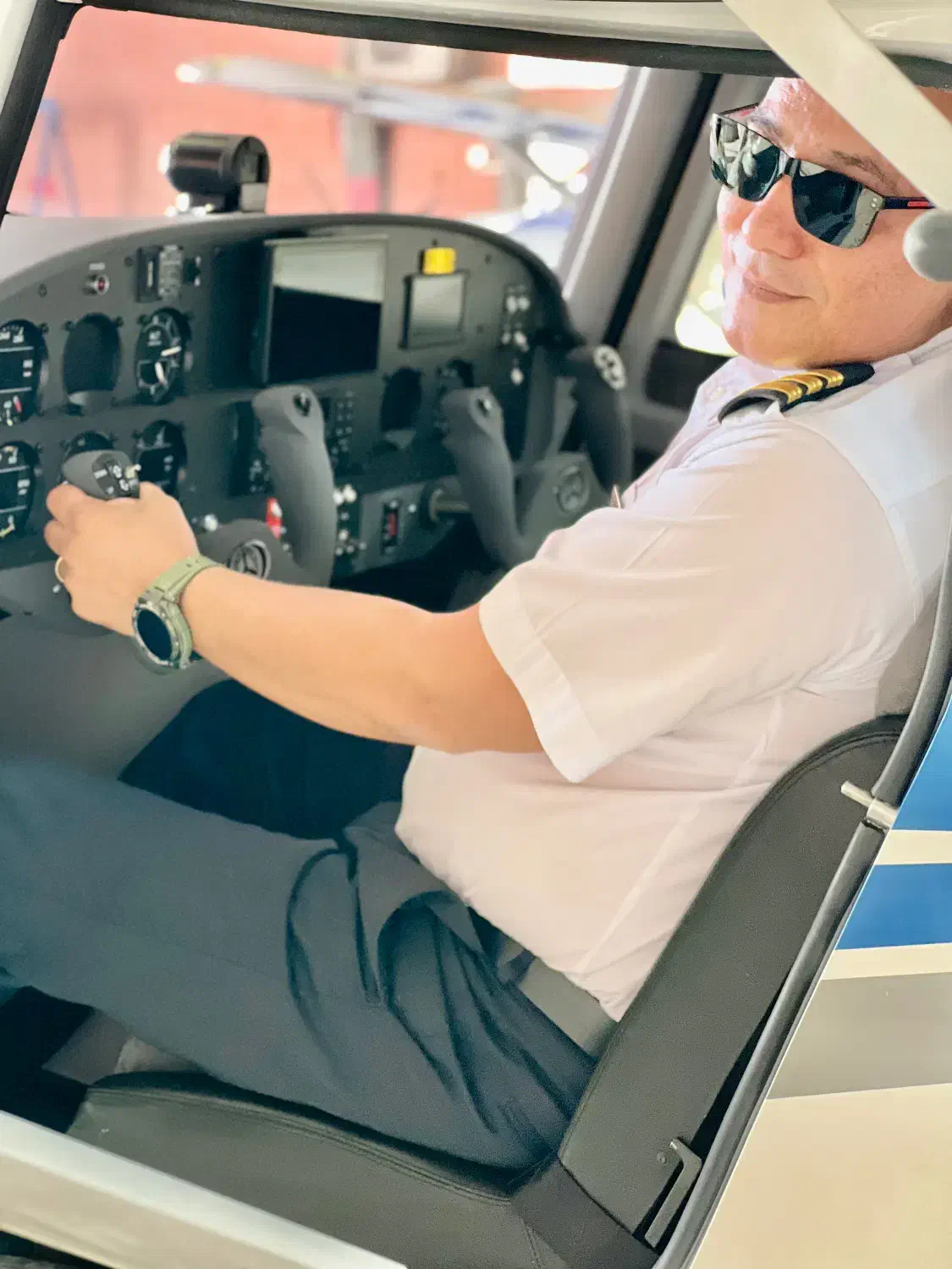 کاپیتان هواپیمای خودتون باشید|خدمات آموزشی|نوشهر, |دیوار