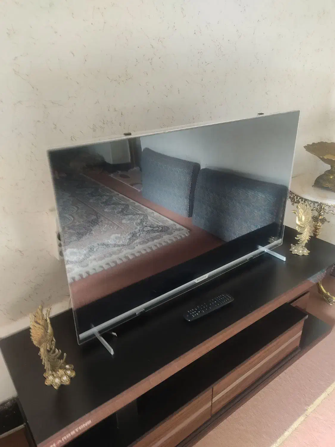 تلویزیونسونیا۴۳اینچهوشمند|تلویزیون و پروژکتور|کبودرآهنگ, |دیوار