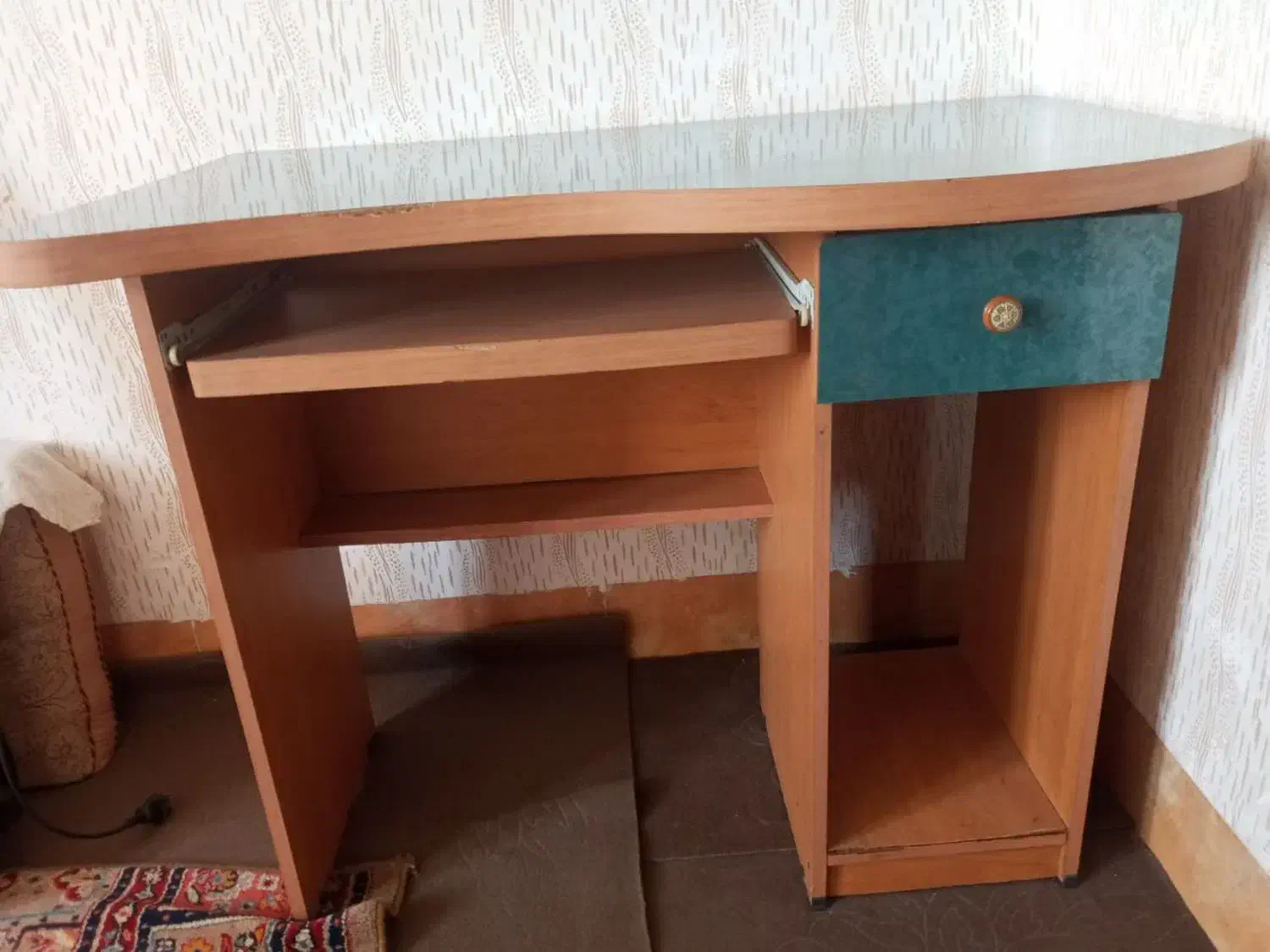 فروش میز|میز تحریر و کامپیوتر|یزد, |دیوار