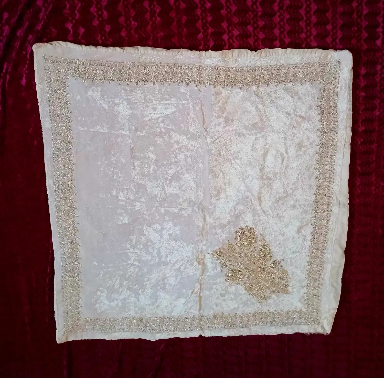 رومیزی مخمل قدیمی جهیزیه هدیه شب یلدا روز مادر|پرده، رانر، رومیزی|تهران, والفجر|دیوار