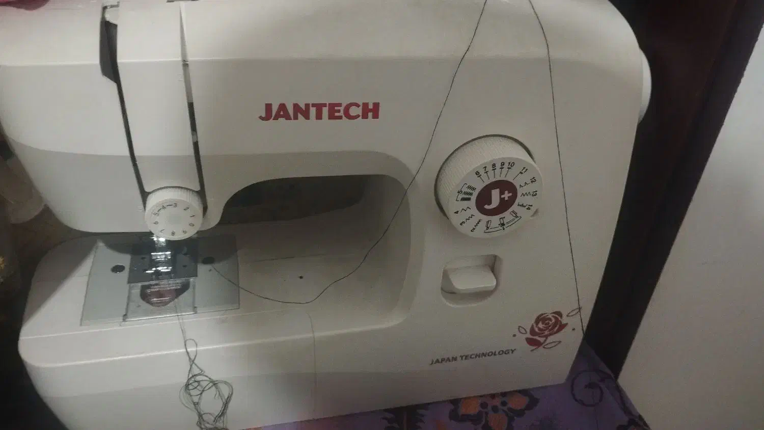 چرخ خیاطی|چرخ خیاطی و ریسندگی|هشتگرد, شهرک گلها|دیوار