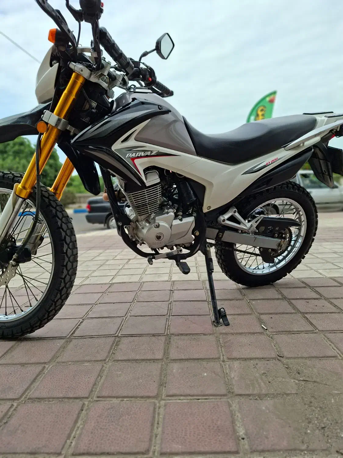 موتور پرواز 200|موتورسیکلت|رشت, گلسار|دیوار