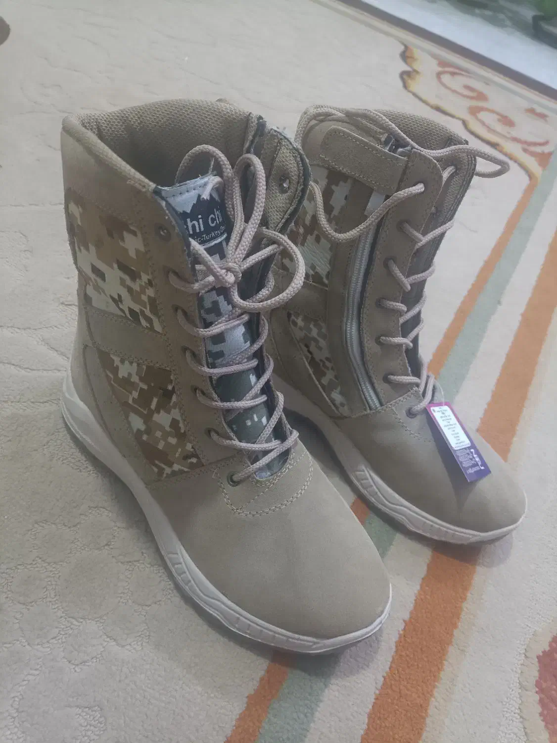 پوتین بیابانی زیر قیمت|کیف، کفش، کمربند|صدرا-فارس, فاز ۲|دیوار