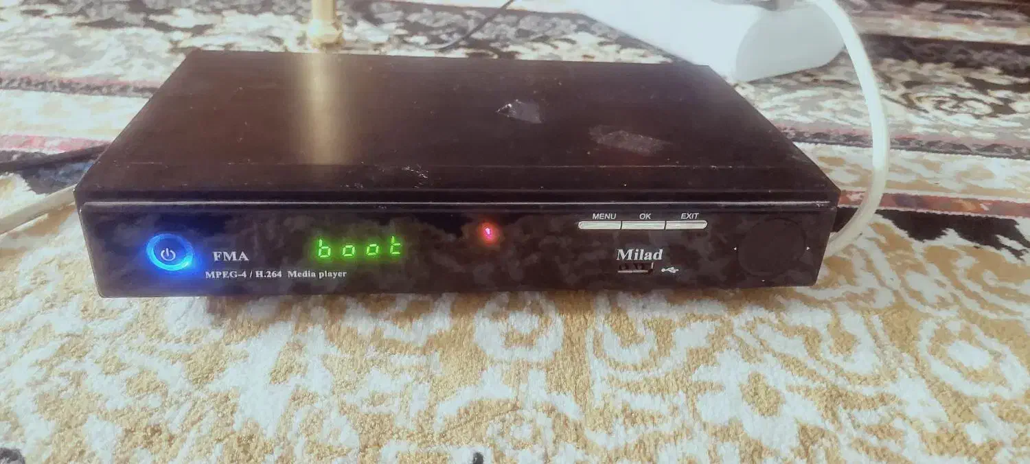 دستگاه گیرنده دیجیتال تلوزیون|صوتی و تصویری|حمیدیا, |دیوار