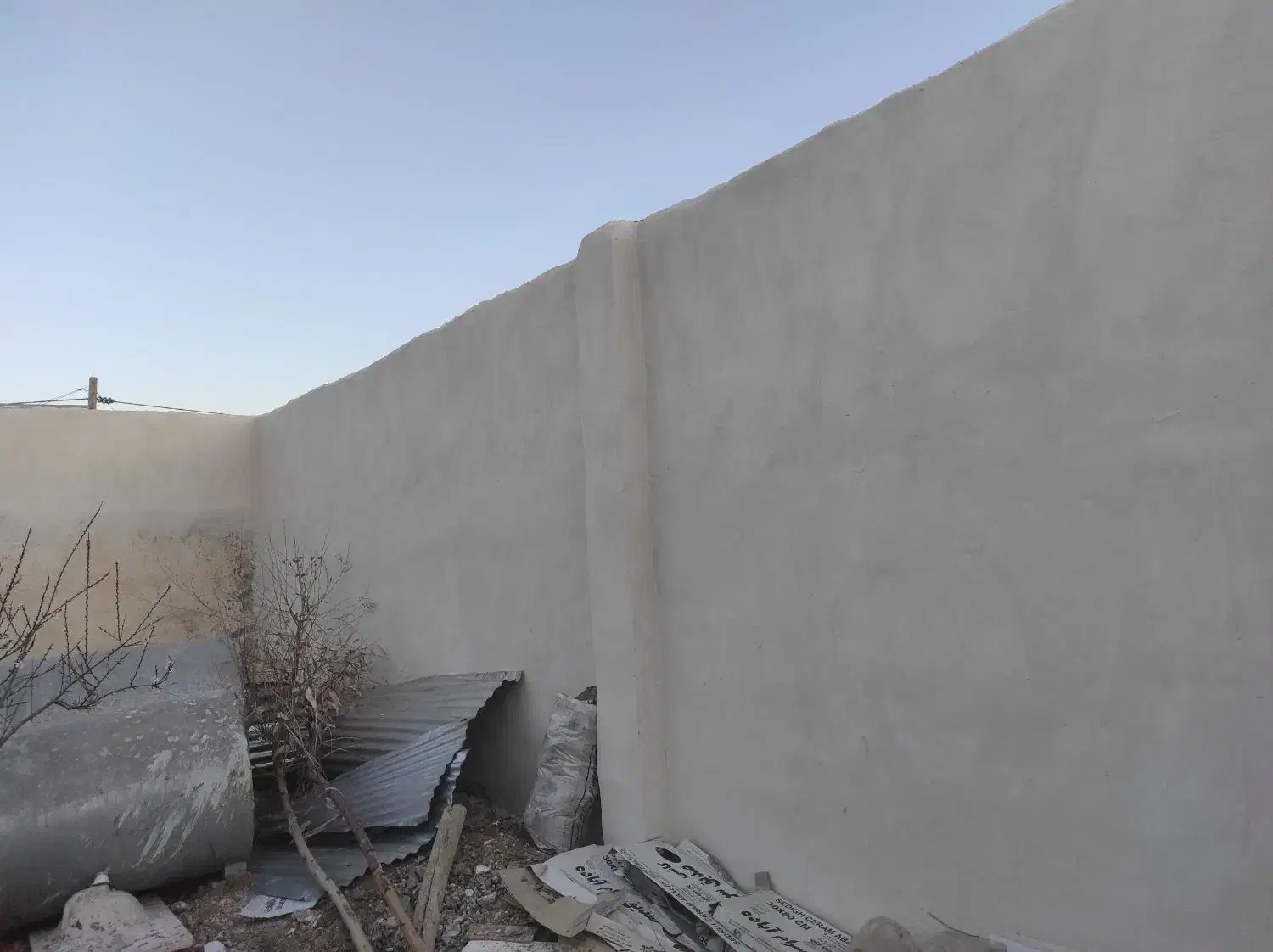 دیوار چینی .پلاسترسیمان سیاه سفید کاشی سرامیک|خدمات پیشه و مهارت|لنجان, |دیوار