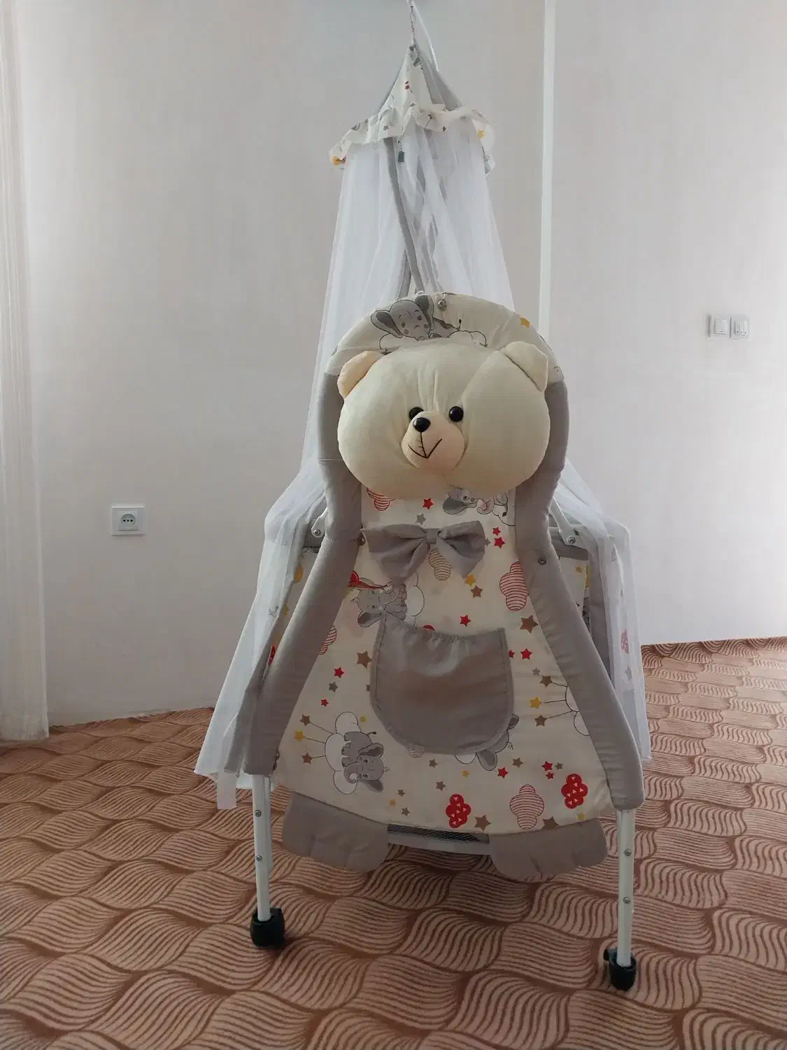 گهواره|اسباب و اثاث بچه|سنندج, |دیوار