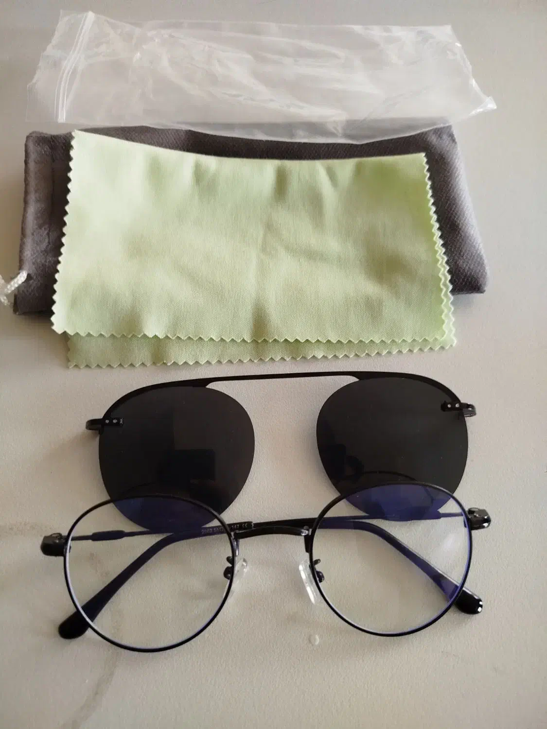 عینک طبی همراه فریم آفتابی نو و سالم|زیورآلات و اکسسوری|تهران, مینی‌سیتی (شهرک نفت)|دیوار