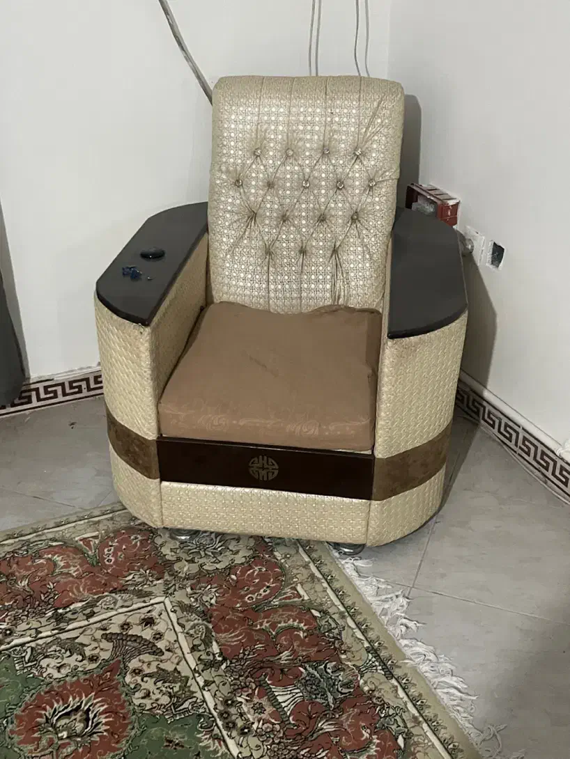 مبل و تخت|مبلمان خانگی و میز عسلی|کرج, انبار مپنا|دیوار