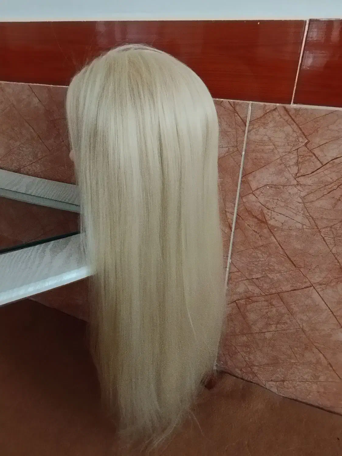 کله مانکن|آرایشگاه و سالن‌های زیبایی|نقده, |دیوار