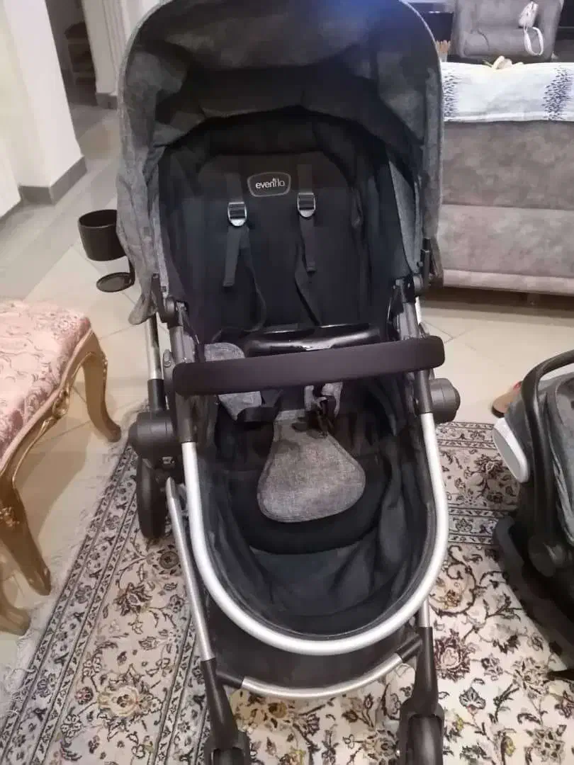 کالسکه وکریر ایون فلو باقابلیت تبدیل ب صندلی ماشین|کالسکه و لوازم جانبی|تهران, سازمان برنامه شمالی|دیوار