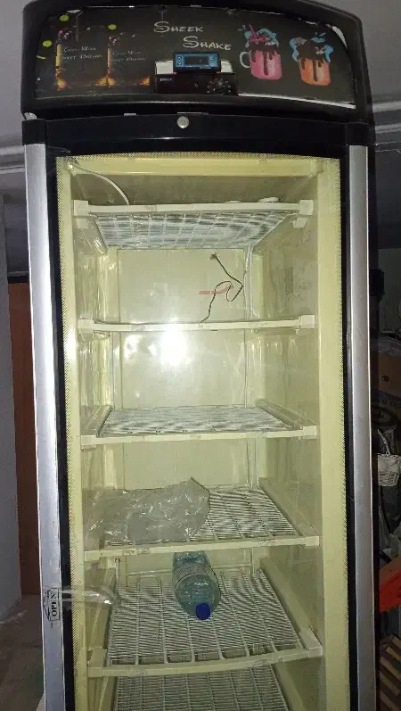 فریزر ایستاده ویترینی|کافیشاپ و رستوران|تهران, ایران|دیوار