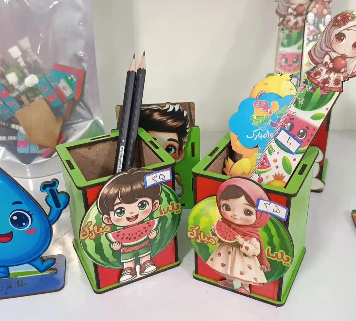 جاقلمی یلدا|لوازم التحریر|ورامین, ورامین|دیوار