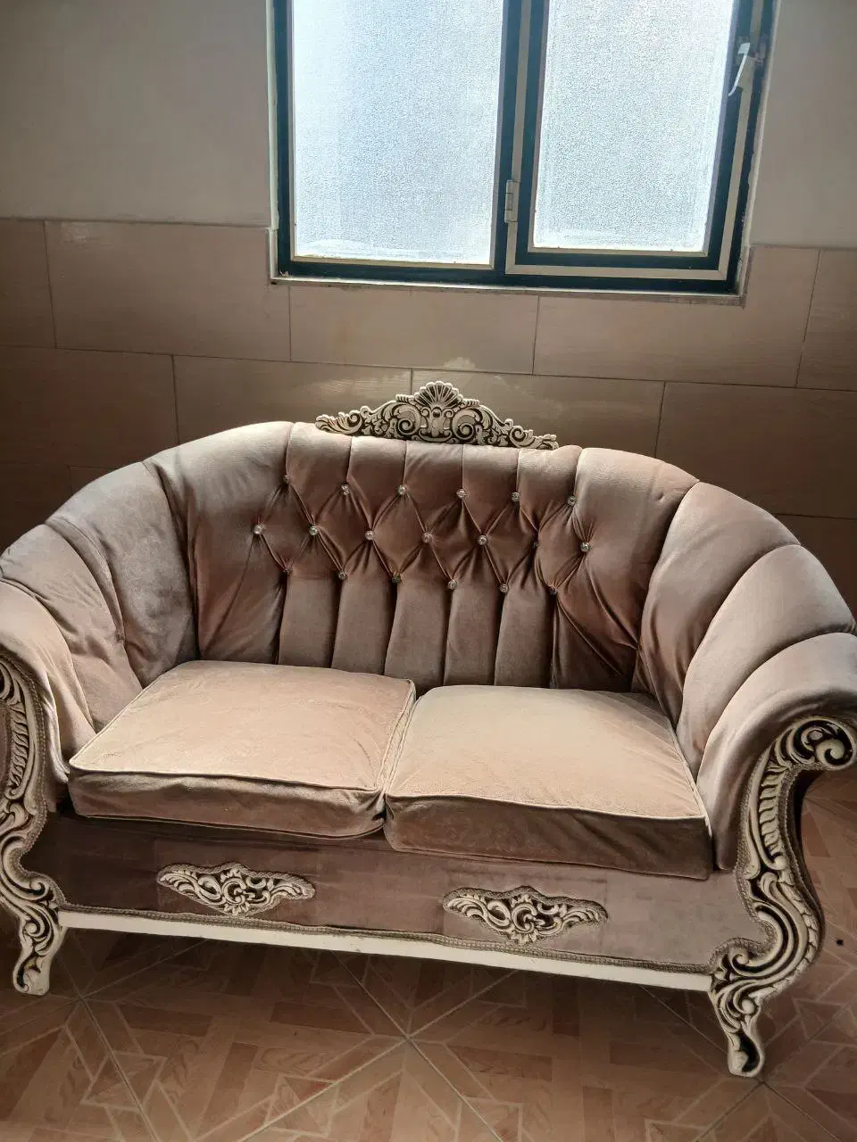 لوازم منزل|مبلمان خانگی و میز عسلی|رباطکریم, رباطکریم|دیوار