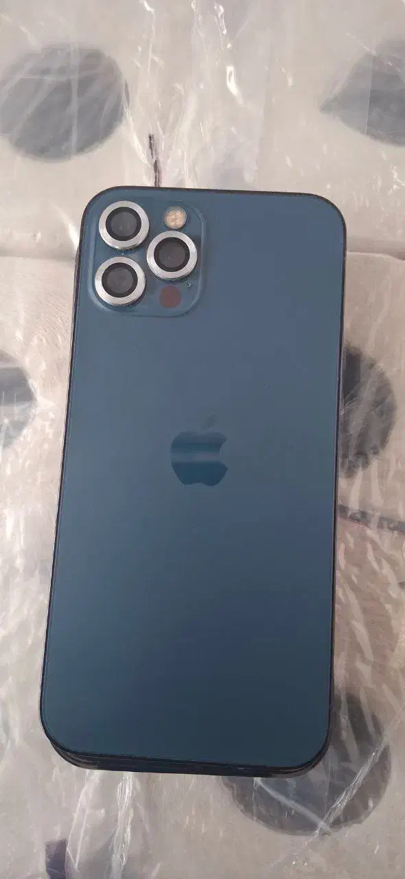 ایفون ۱۲ pro|موبایل|اصفهان, شهرک صنعتی امیرکبیر (شاپور جدید)|دیوار