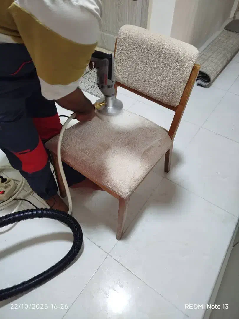 شستشوی انواع مبل و فرش اطمینان|خدمات نظافت|بندرعباس, |دیوار