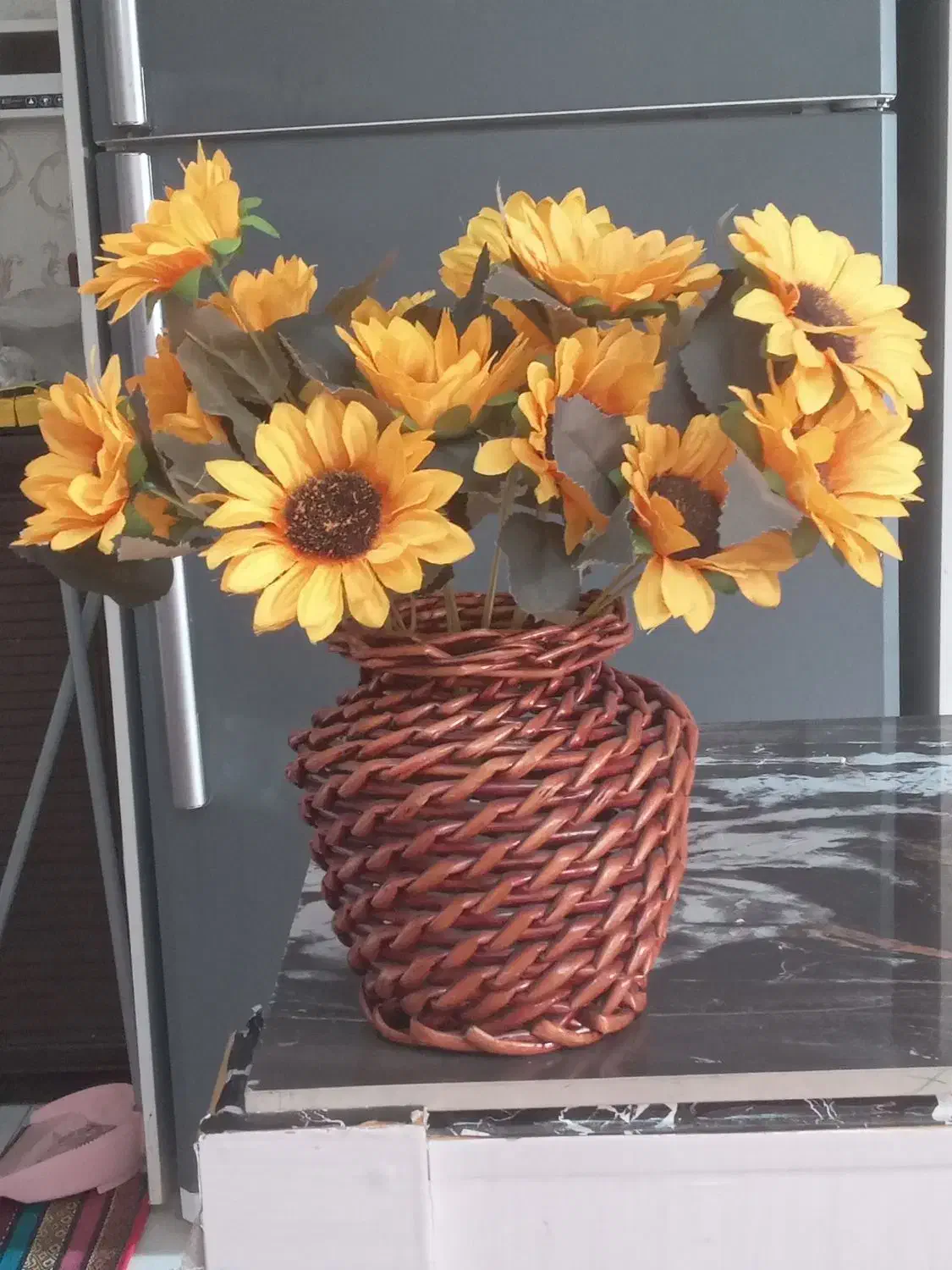 گلدان با گلهای خشک ومصنوعی|گل مصنوعی|پردیس, فاز ۶|دیوار