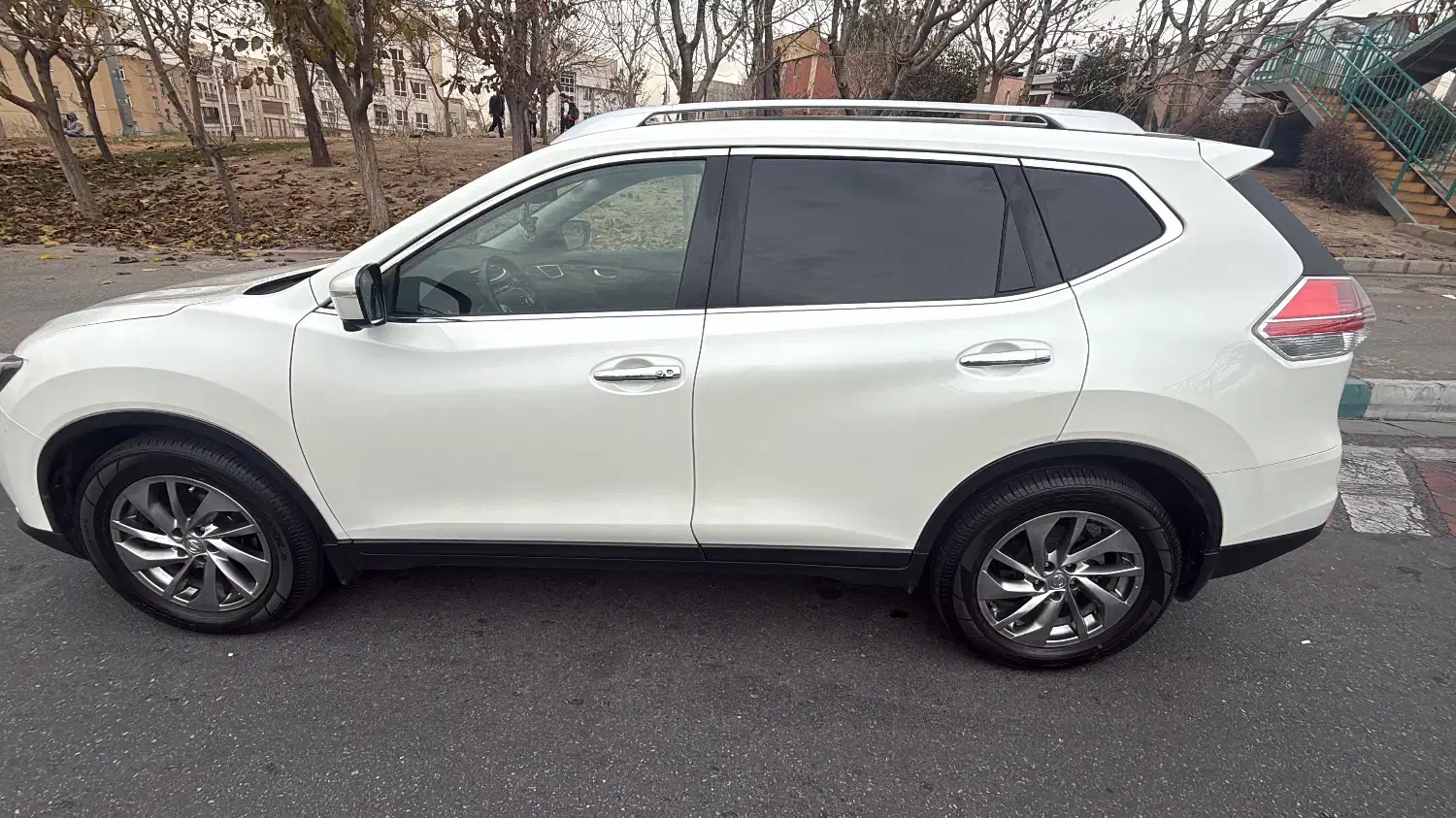 ایکس تریل 2016|خودرو سواری و وانت|تهران, باغ فیض|دیوار