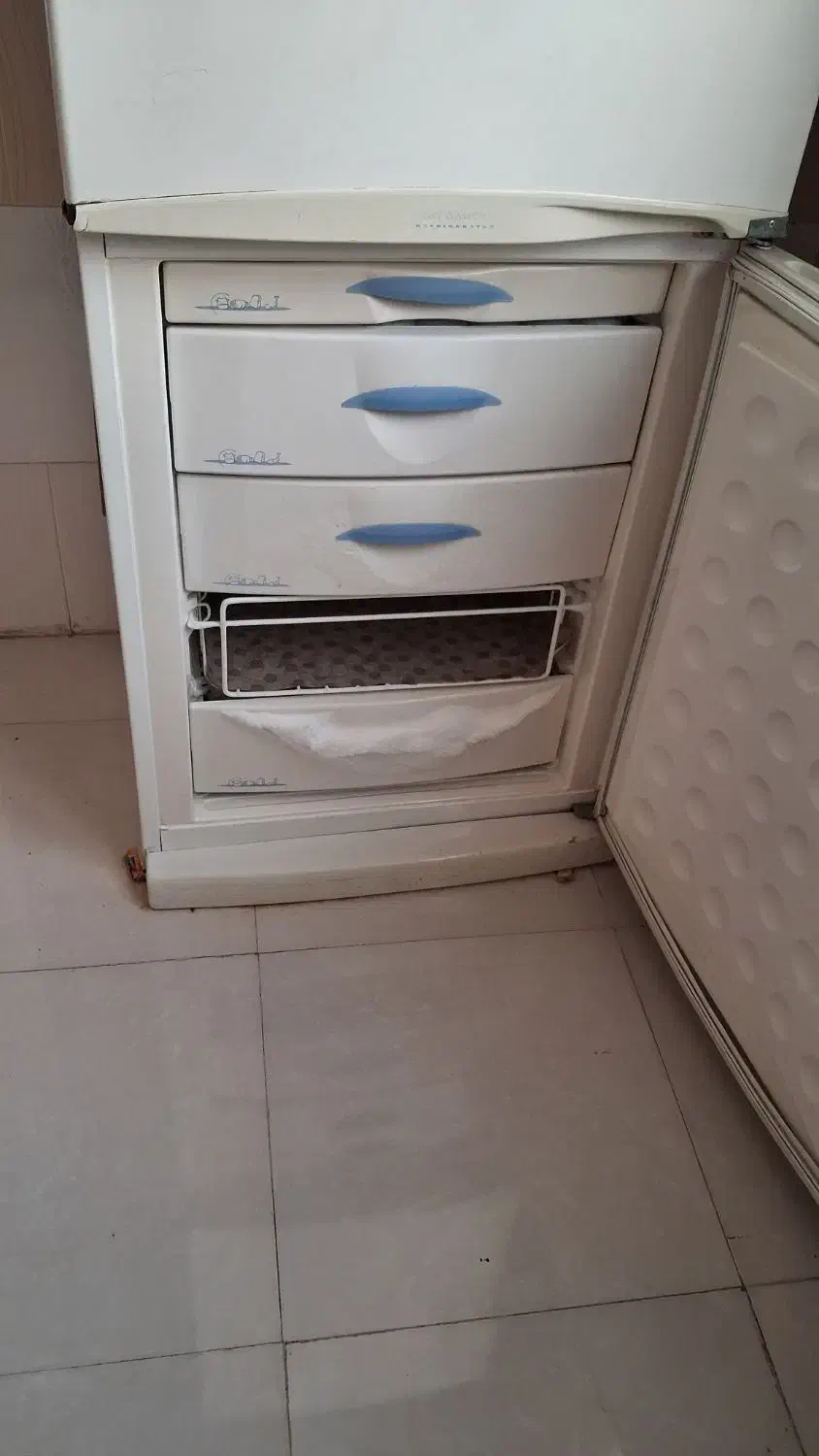 یخچال و فیریزر|یخچال و فریزر|مشهد, چهارچشمه|دیوار