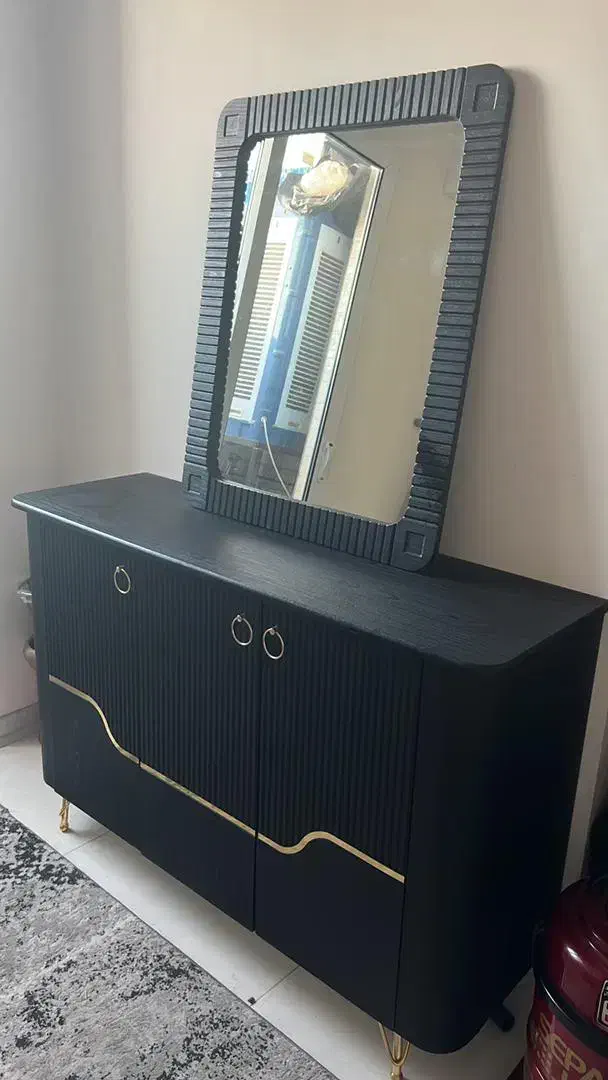 مبل 7نفره با میز عسلی و کنسول وزیر تلویزیونی ودراو|مبلمان خانگی و میز عسلی|خمینی‌شهر, |دیوار