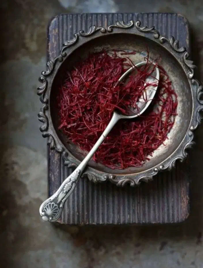 زعفران درجه یک  سر گل قائنات|خوردنی و آشامیدنی|اصفهان, باغ دریاچه|دیوار