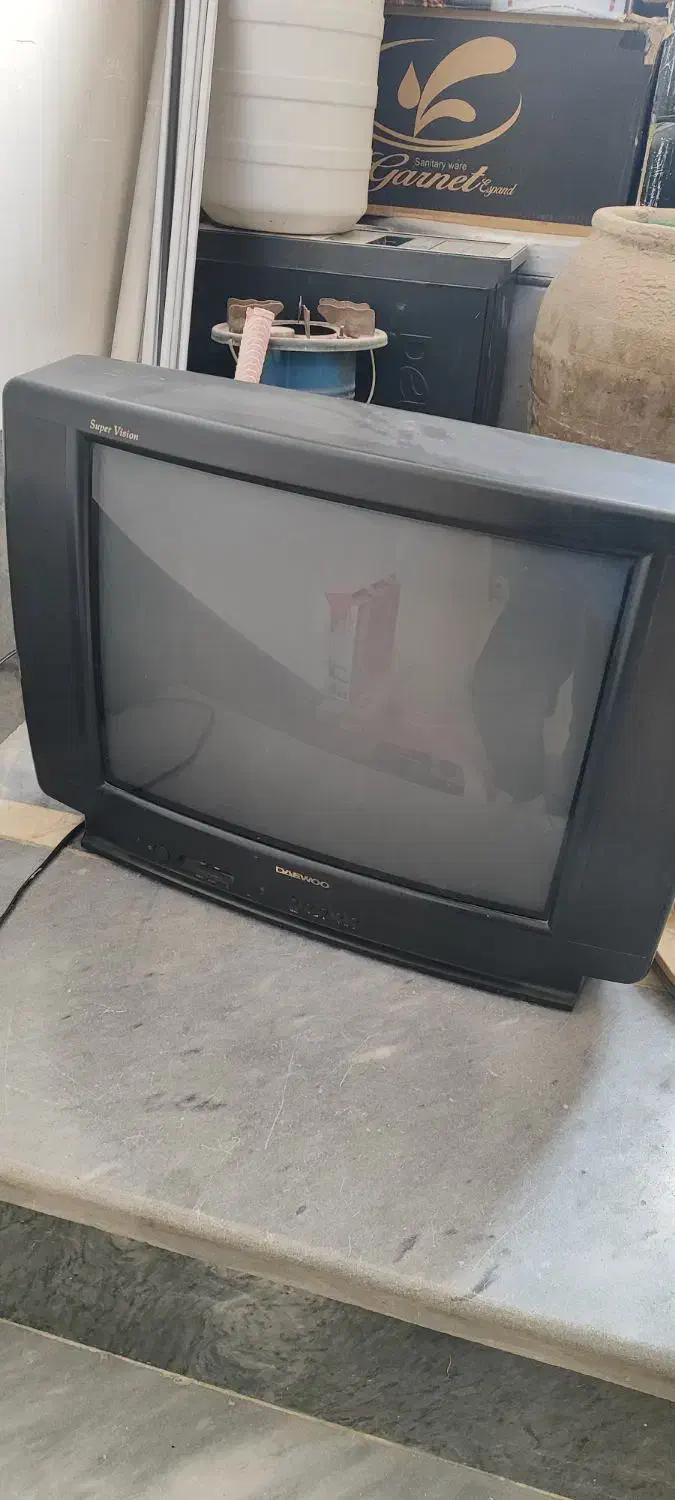 تلویزیون دوو۲۱|تلویزیون و پروژکتور|قم, سراجه (۱۵ خرداد)|دیوار