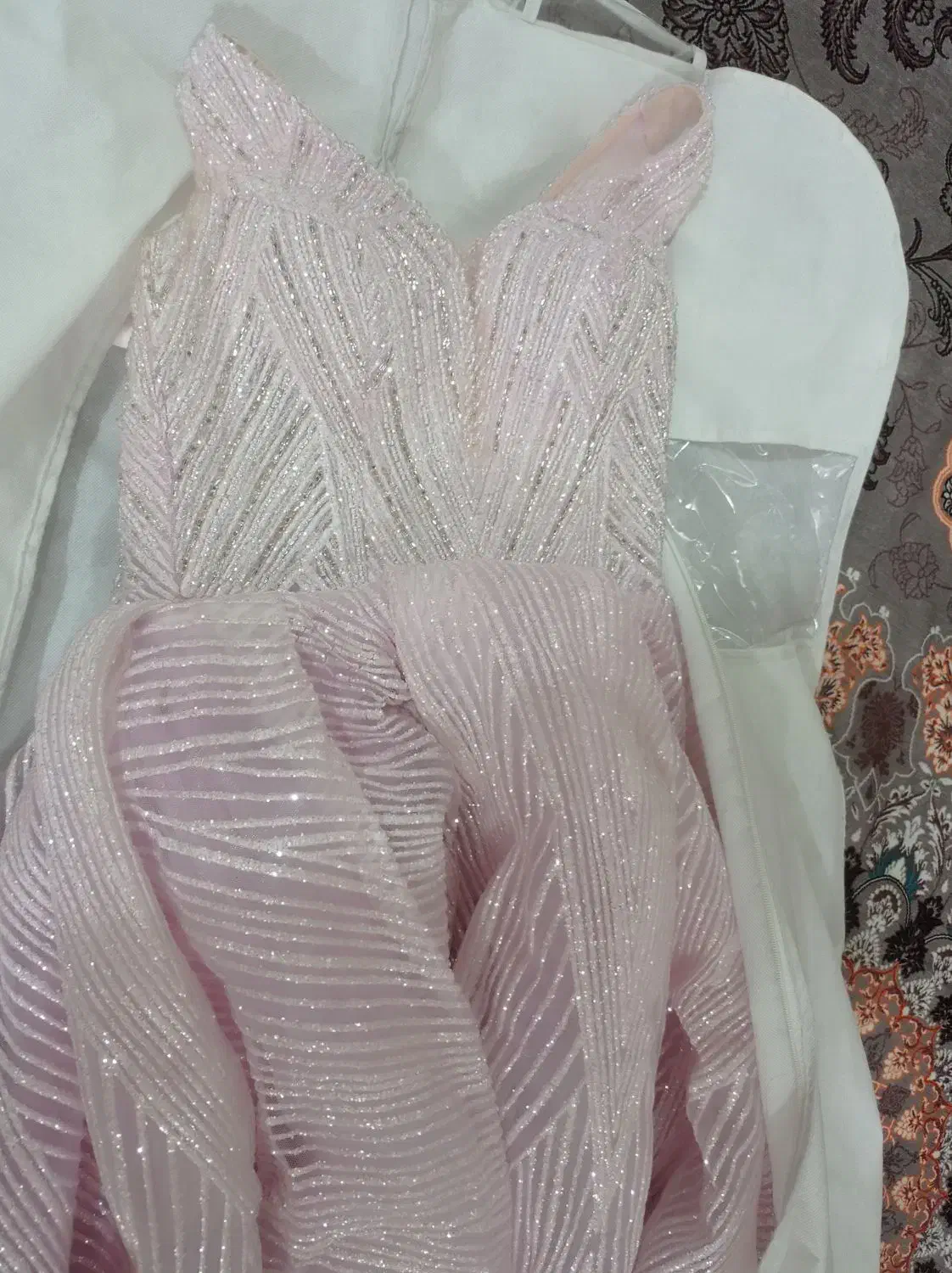 لباس مجلسی|لباس|گناباد, |دیوار