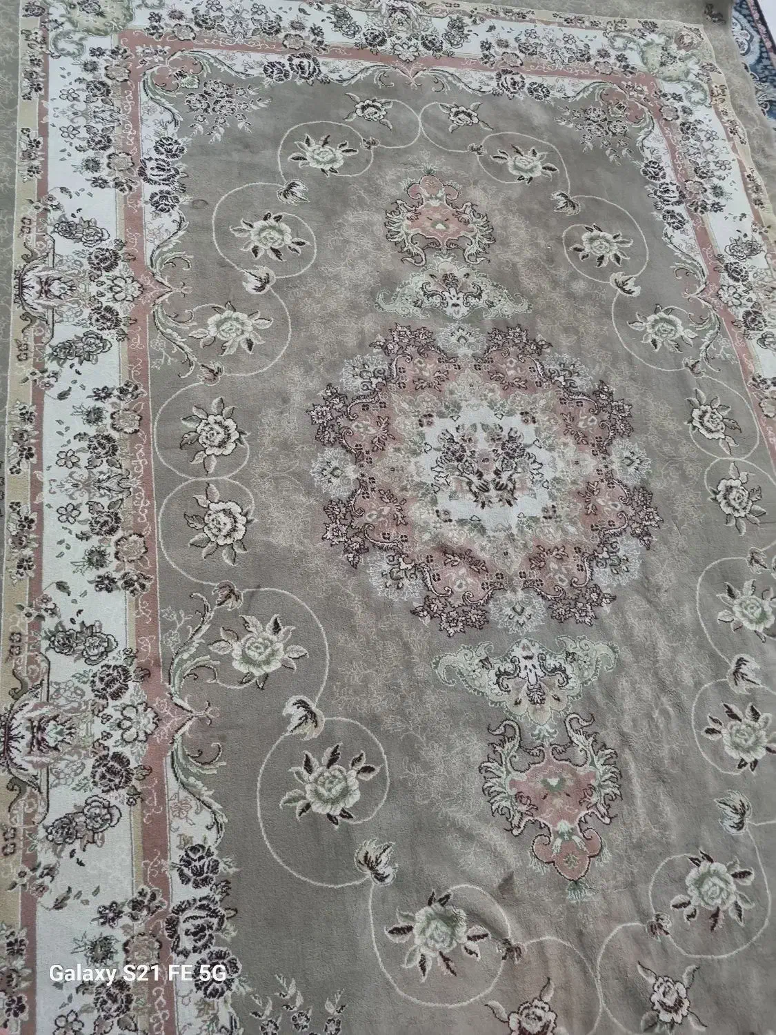 فرش گردویی۹و۶متری|فرش|گلستان (تهران), |دیوار