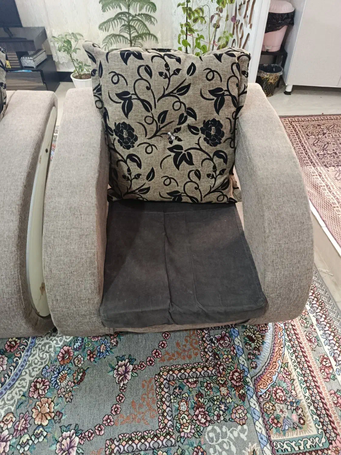 مبل هفت نفره|مبلمان خانگی و میز عسلی|دهگلان, |دیوار