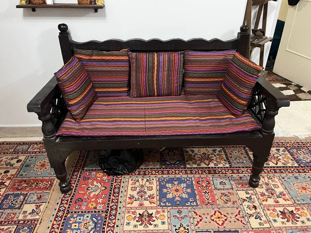 تخت سنتی|مبلمان خانگی و میز عسلی|اسلام‌شهر, مطهری|دیوار