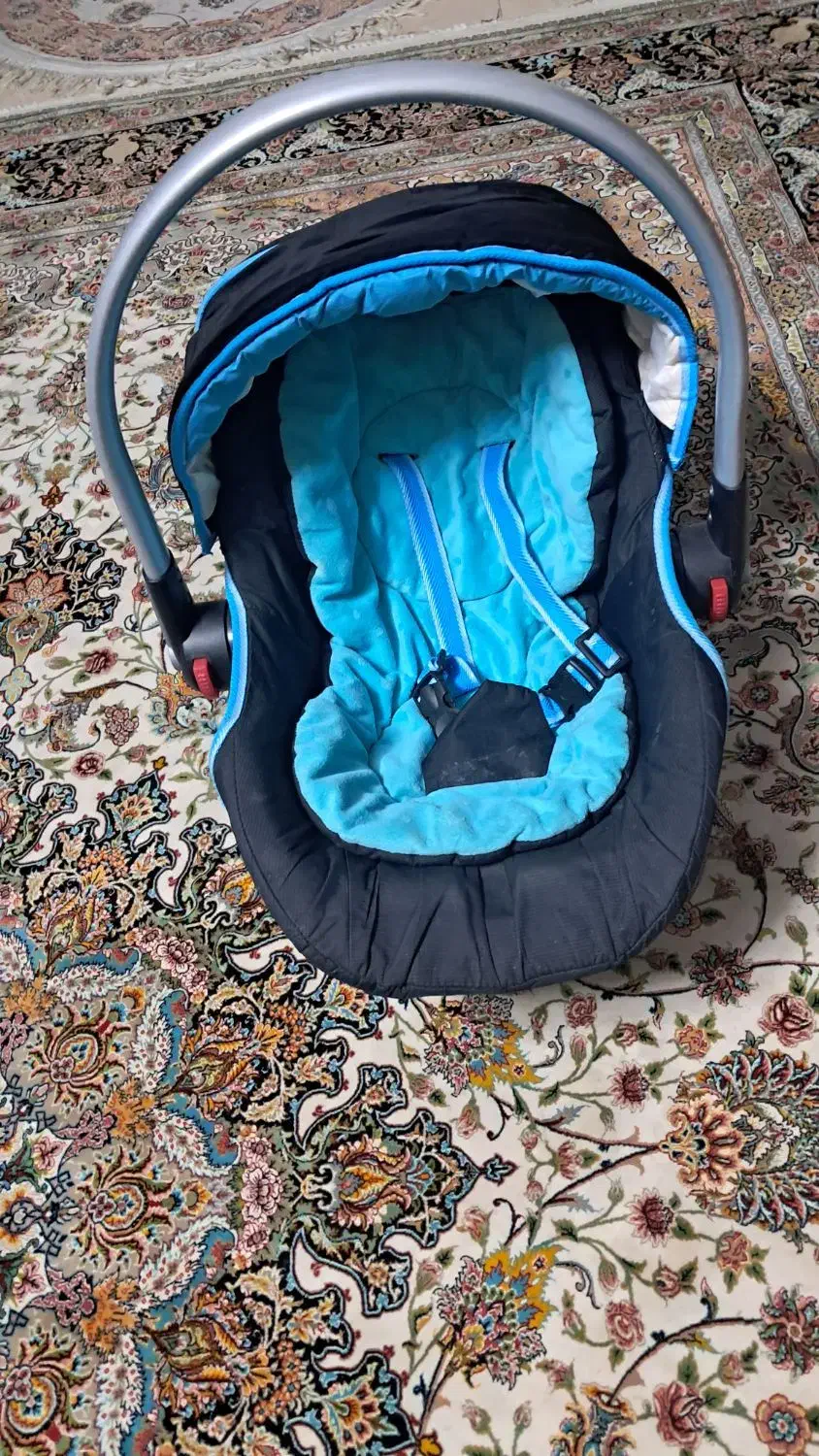 کریر سالم وتمیز|کالسکه و لوازم جانبی|تهران, باغ خزانه|دیوار