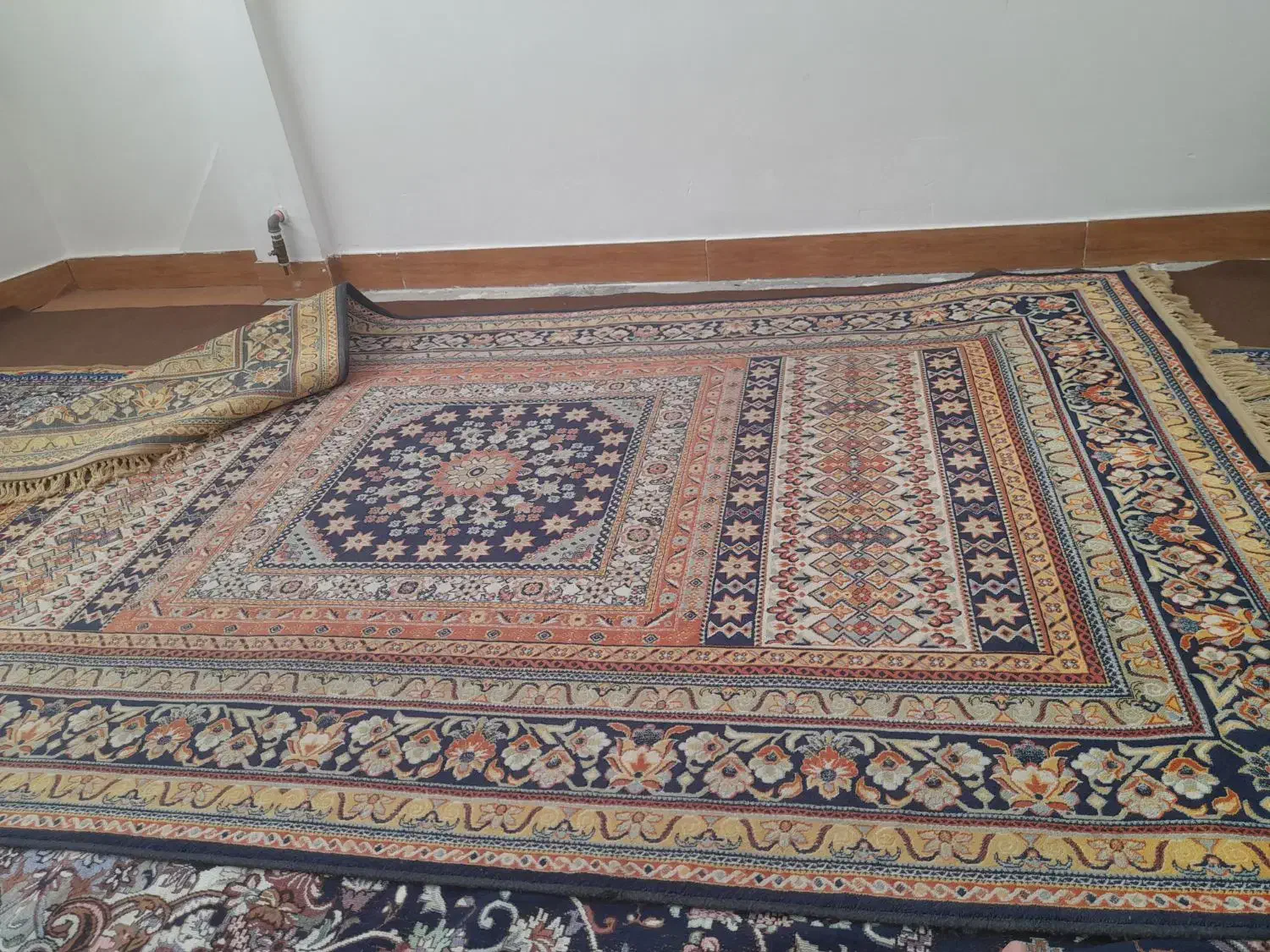 فرش ۱/۲۵×۲/۲۵|فرش|نهاوند, |دیوار