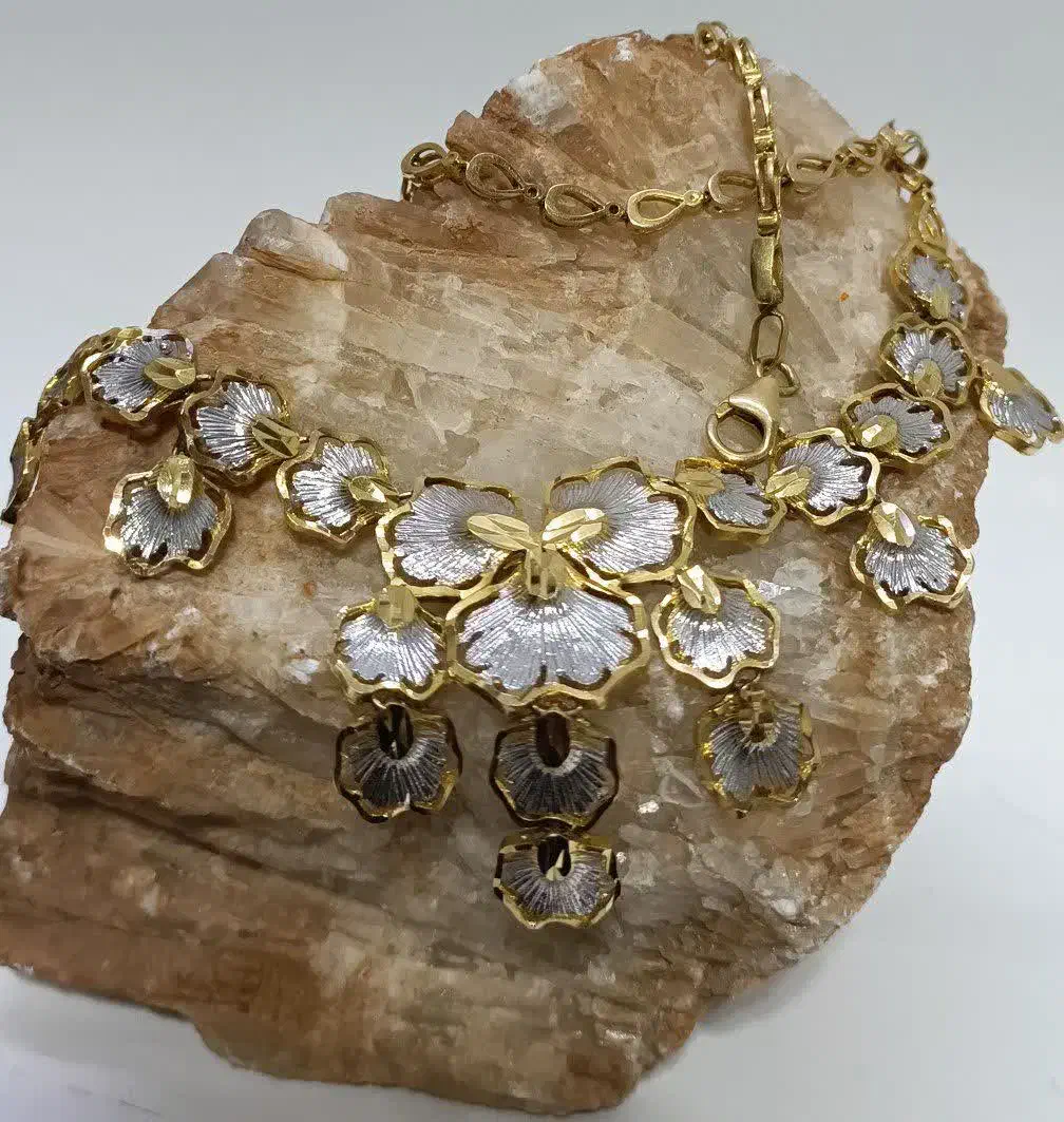 طلا دست دوم شیک و تمیز فقط ۲درصد|جواهرات|اصفهان, نقش جهان|دیوار