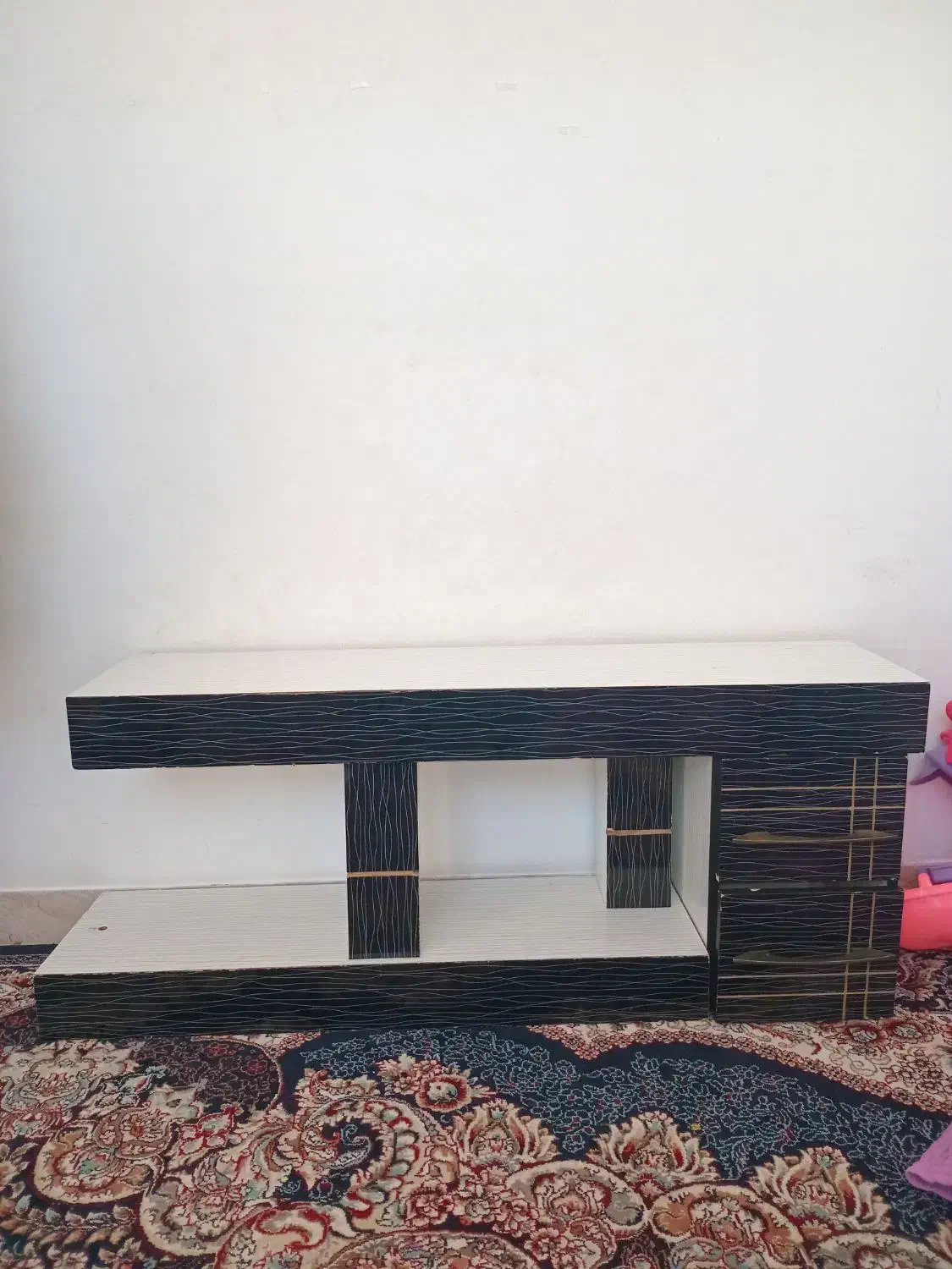 زیر تلویزیون ام دی اف با دو عدد کشو.|میز تلویزیون|نورآباد ممسنی, |دیوار