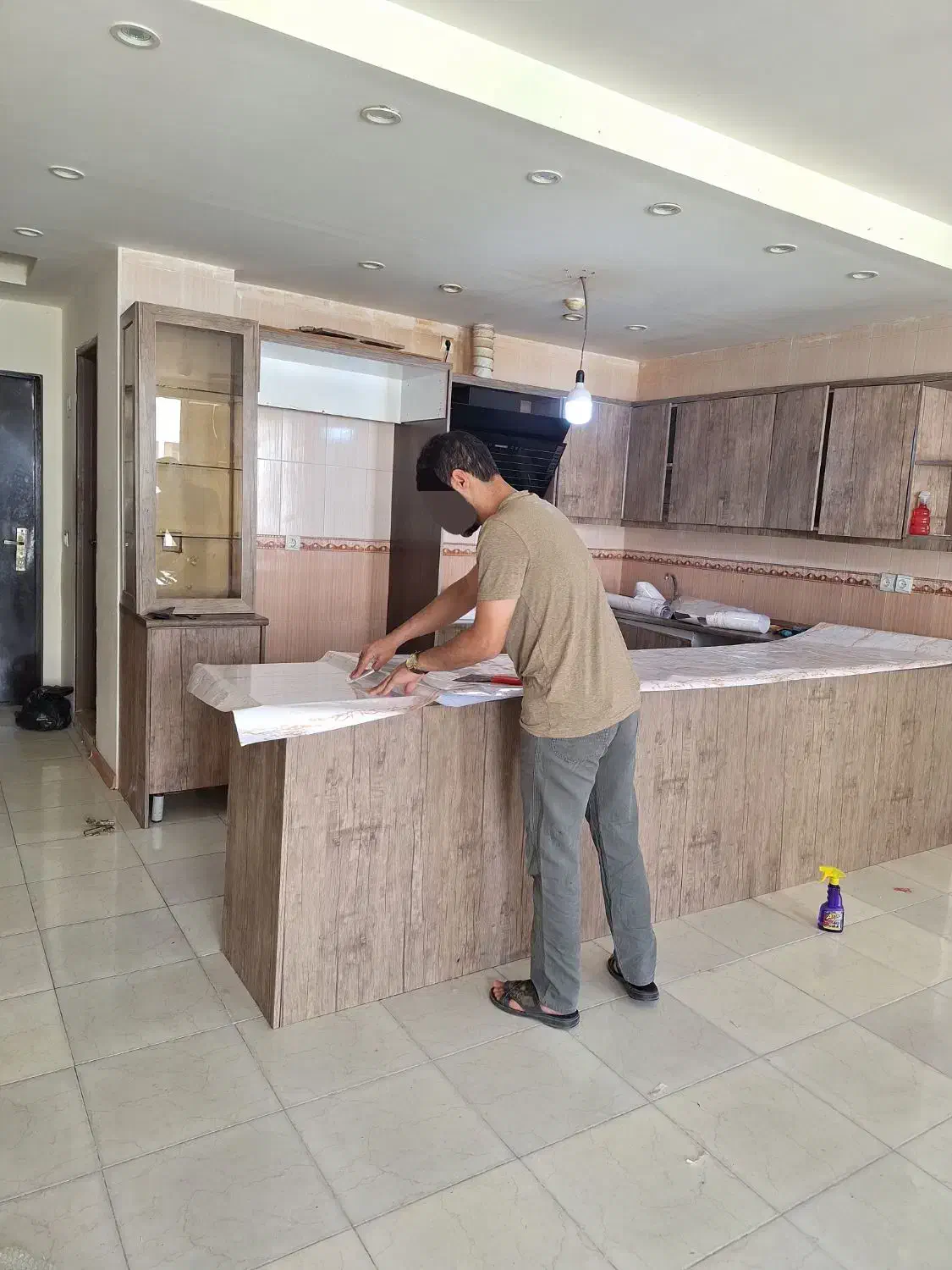 فروش.نصاب.برچسب کابینت.نصب اصولی حرفه ای|خدمات پیشه و مهارت|بندرعباس, |دیوار